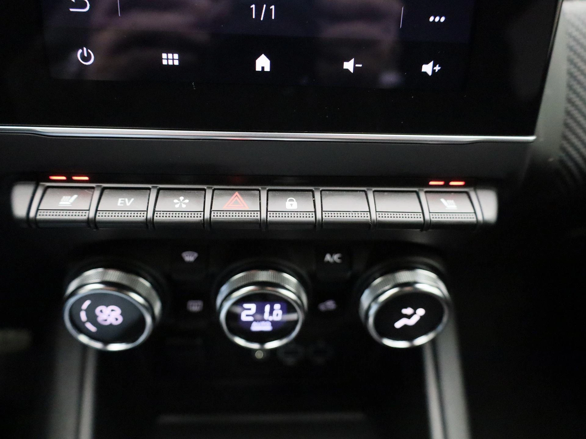 Renault-Captur-image-24