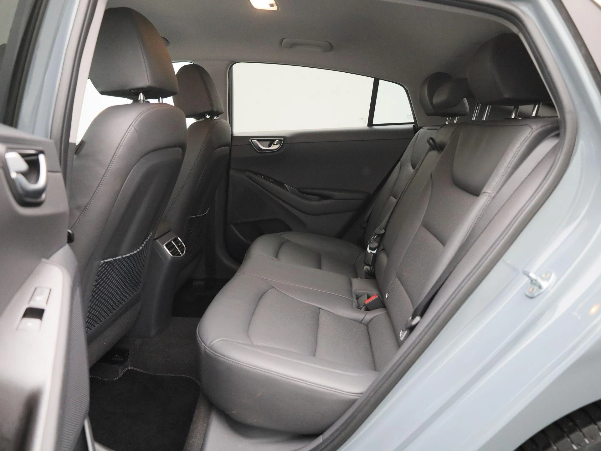 Hyundai-IONIQ-image-12