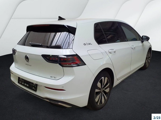 Volkswagen Golf VIII 1.5 eTSI DSG Goal IQ Light, AHK, Navi