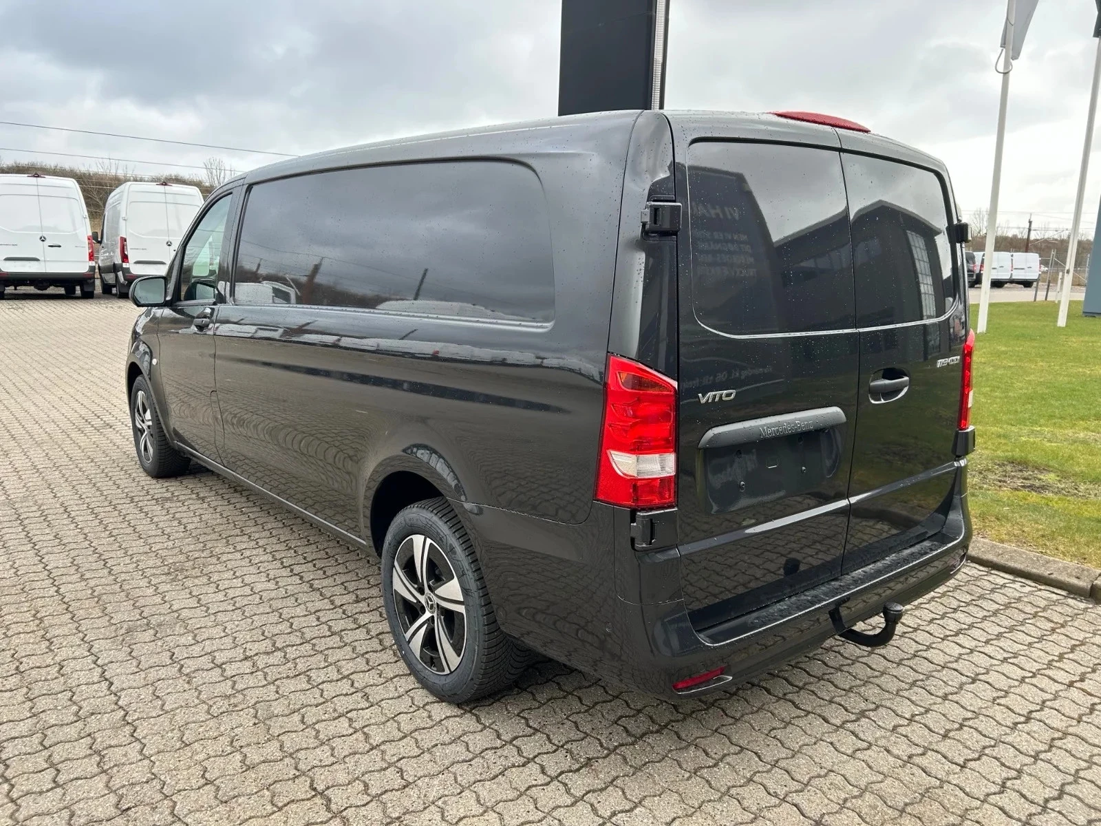 Mercedes-Benz-Vito-image-3