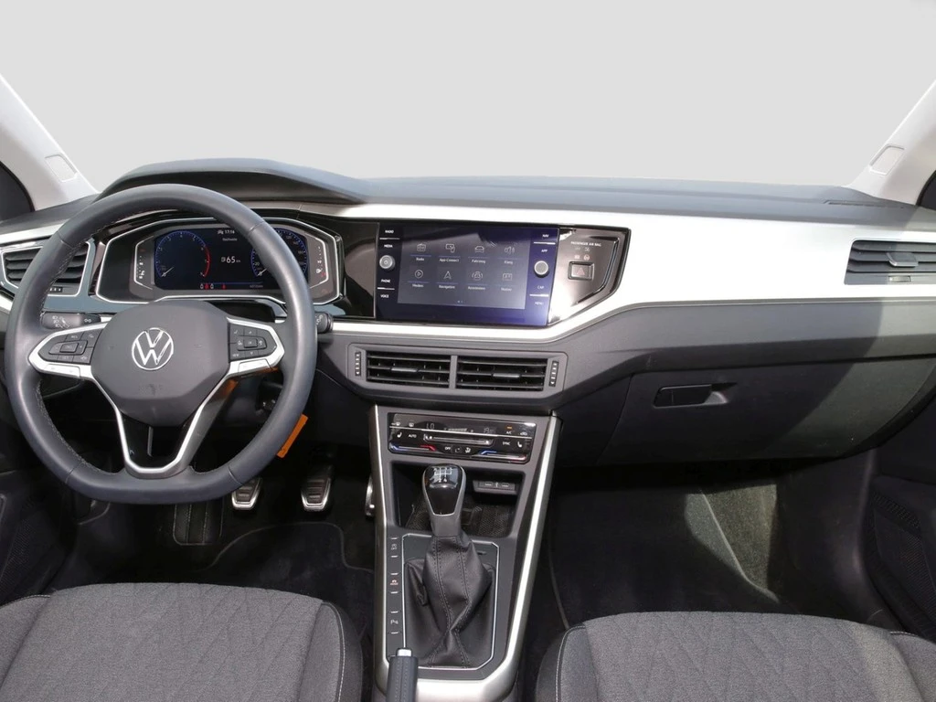 Volkswagen Polo VI 1.0 TSI Move 15" AppCon. LED RFK+PDC SHZ