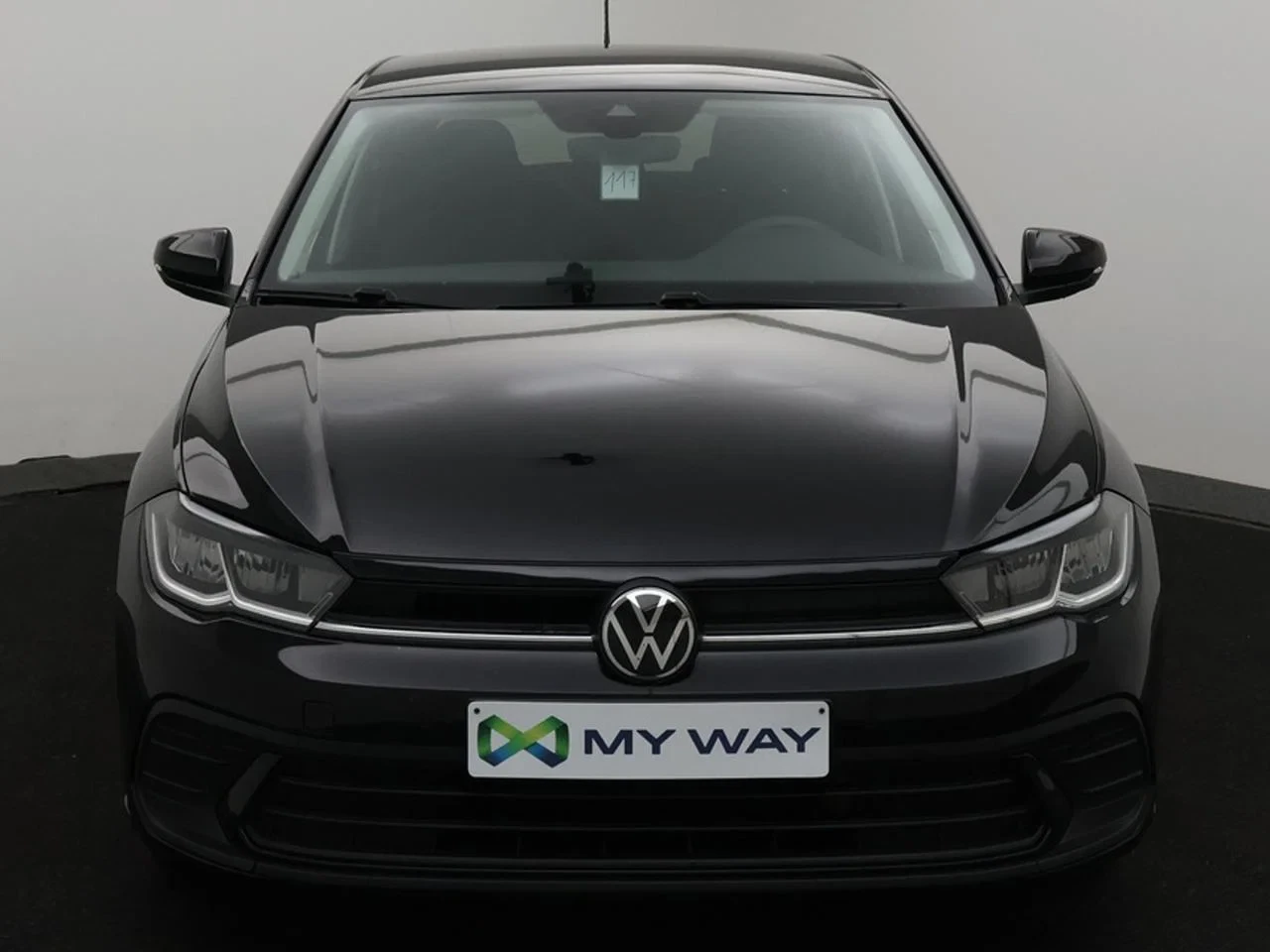 Volkswagen-Polo-image-13
