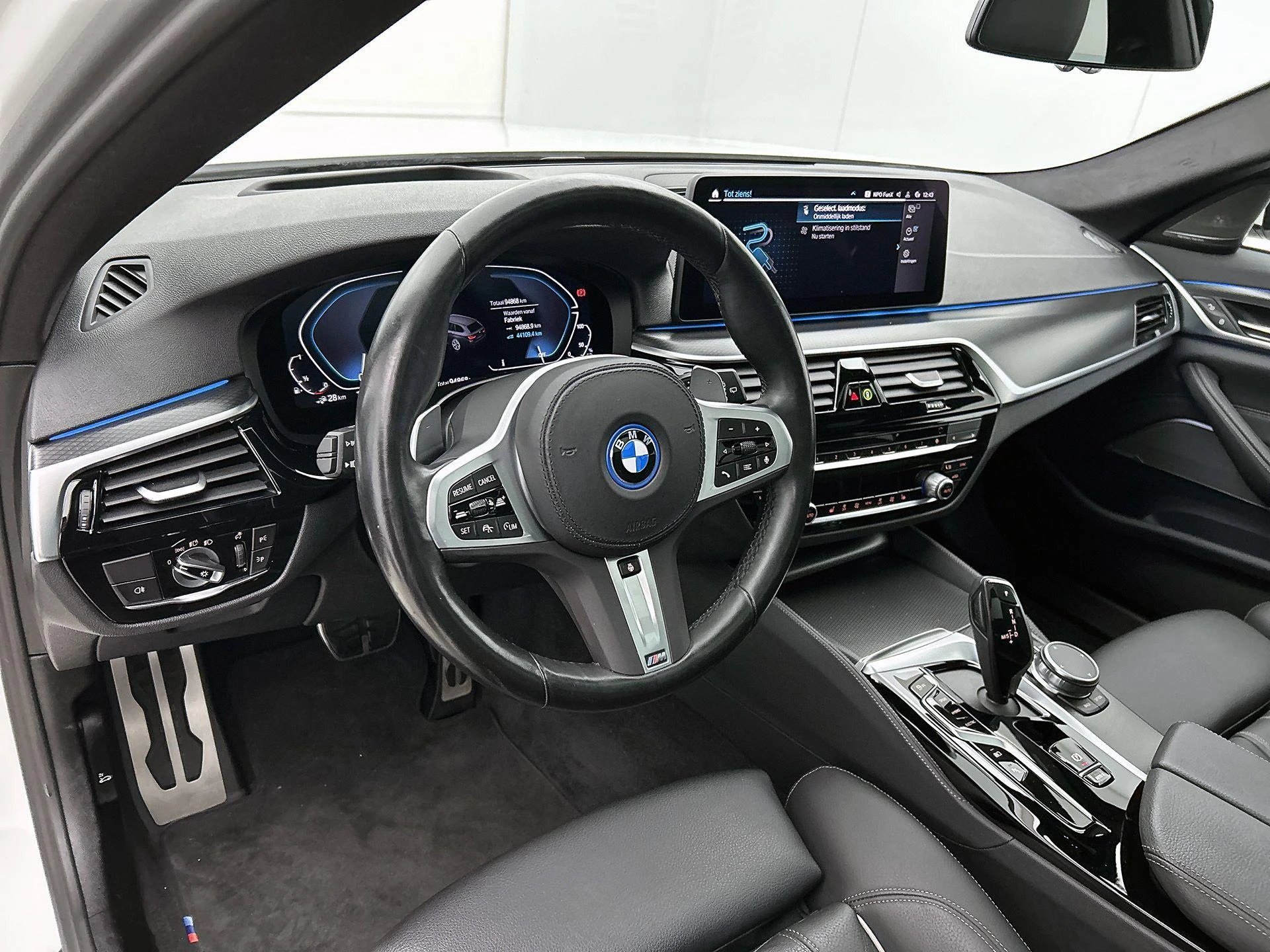 BMW-5 Serie-image-18