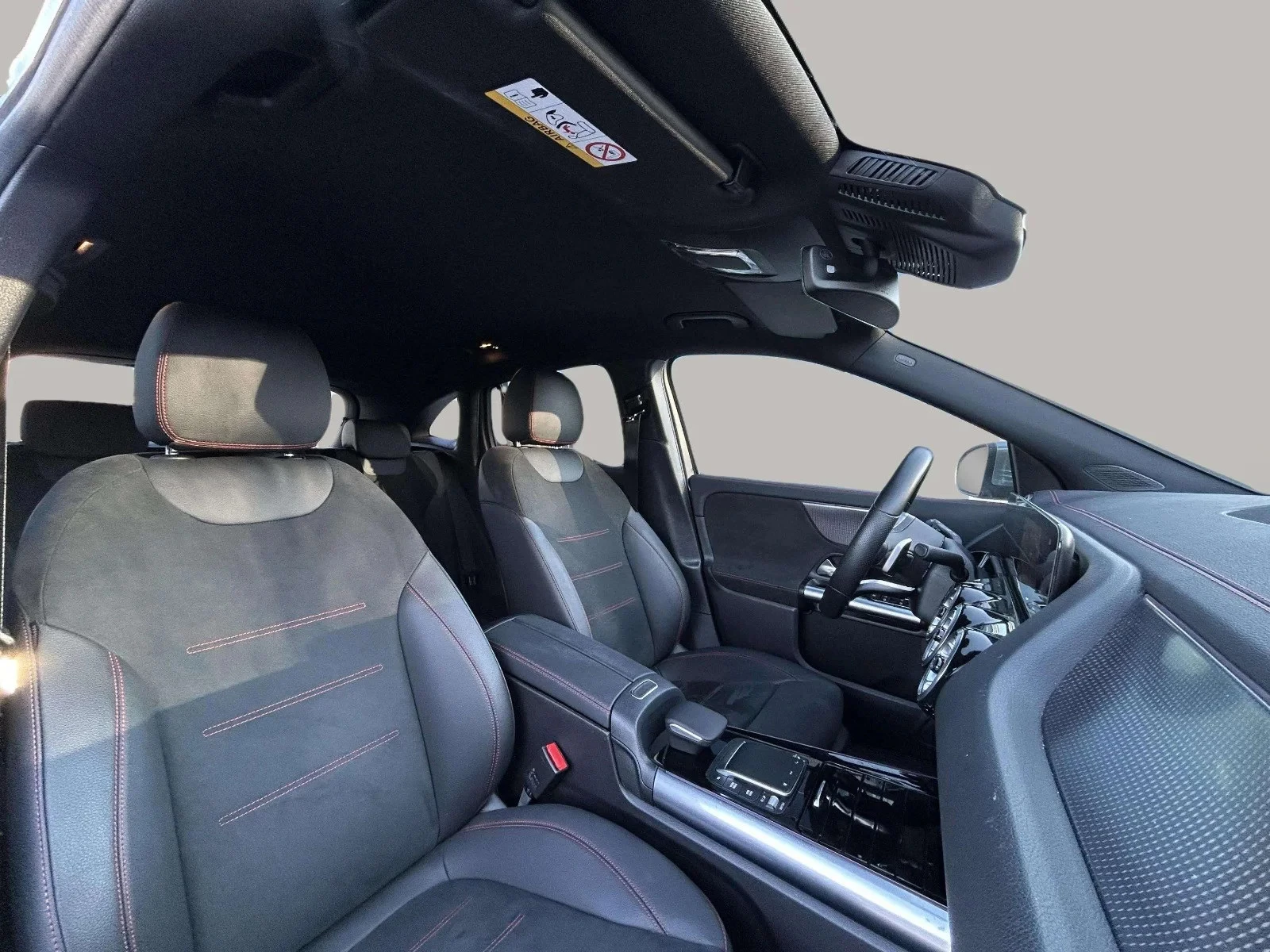 Mercedes-Benz-EQA-image-12