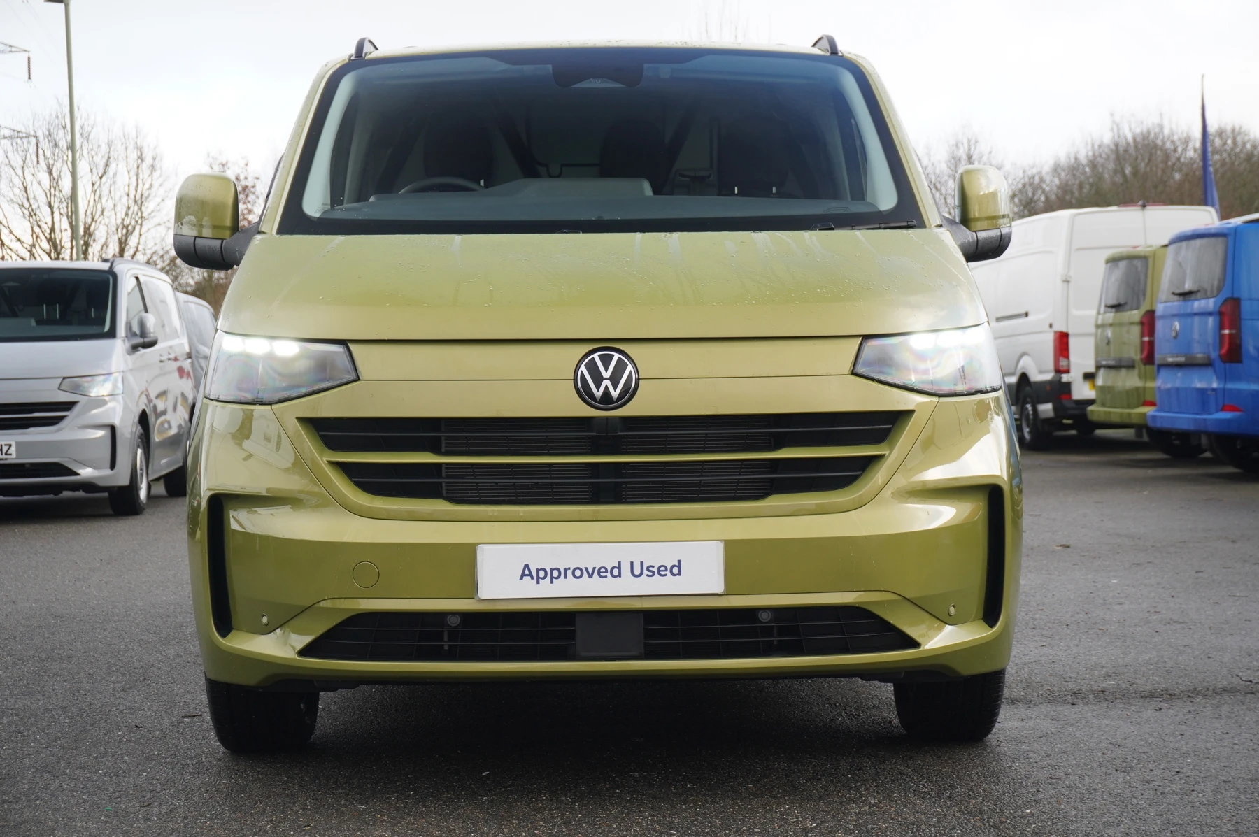 Volkswagen-Transporter-image-6