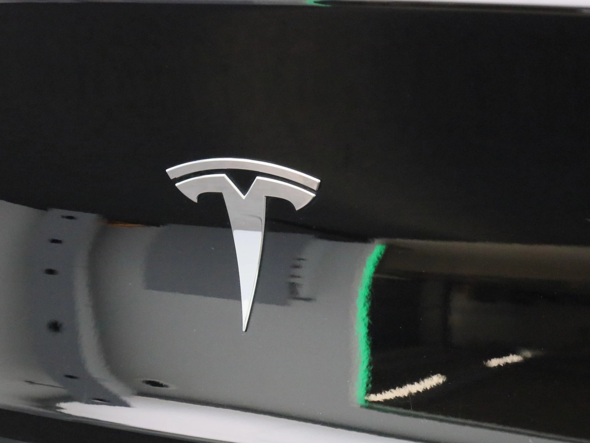 Tesla Model Y Hinterradantrieb RWD