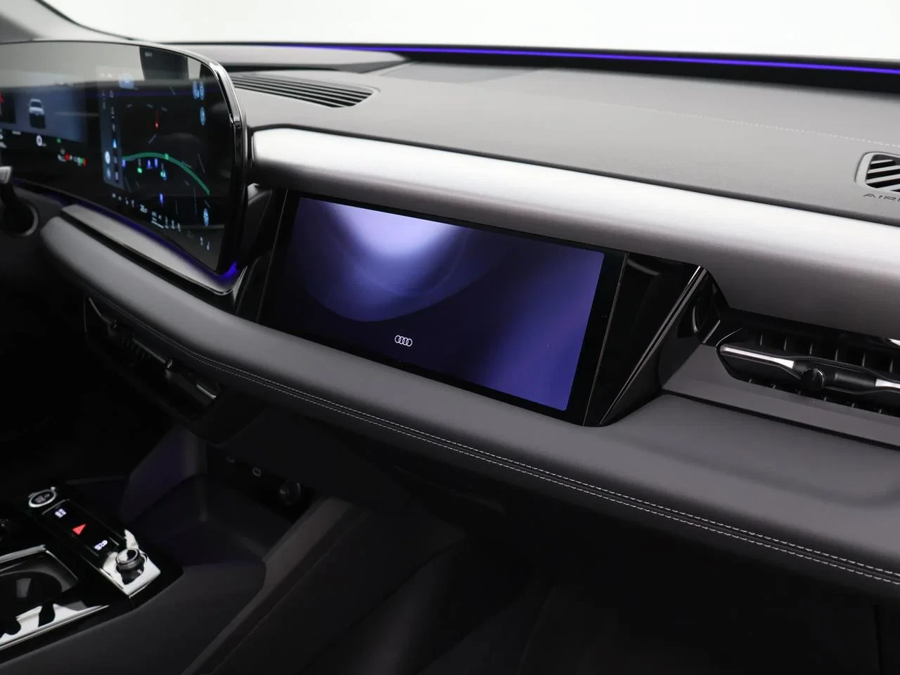 Audi-Q6 e-tron-image-22