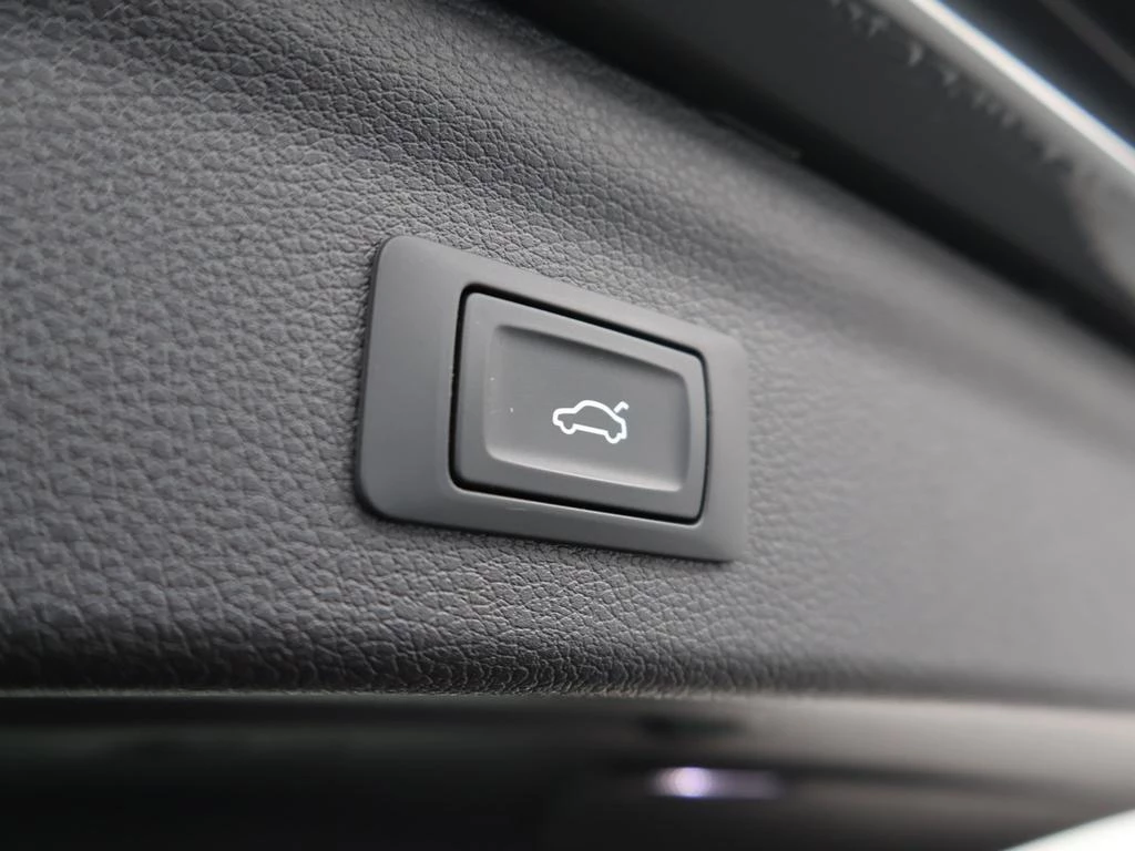 Audi-Q3-image-12