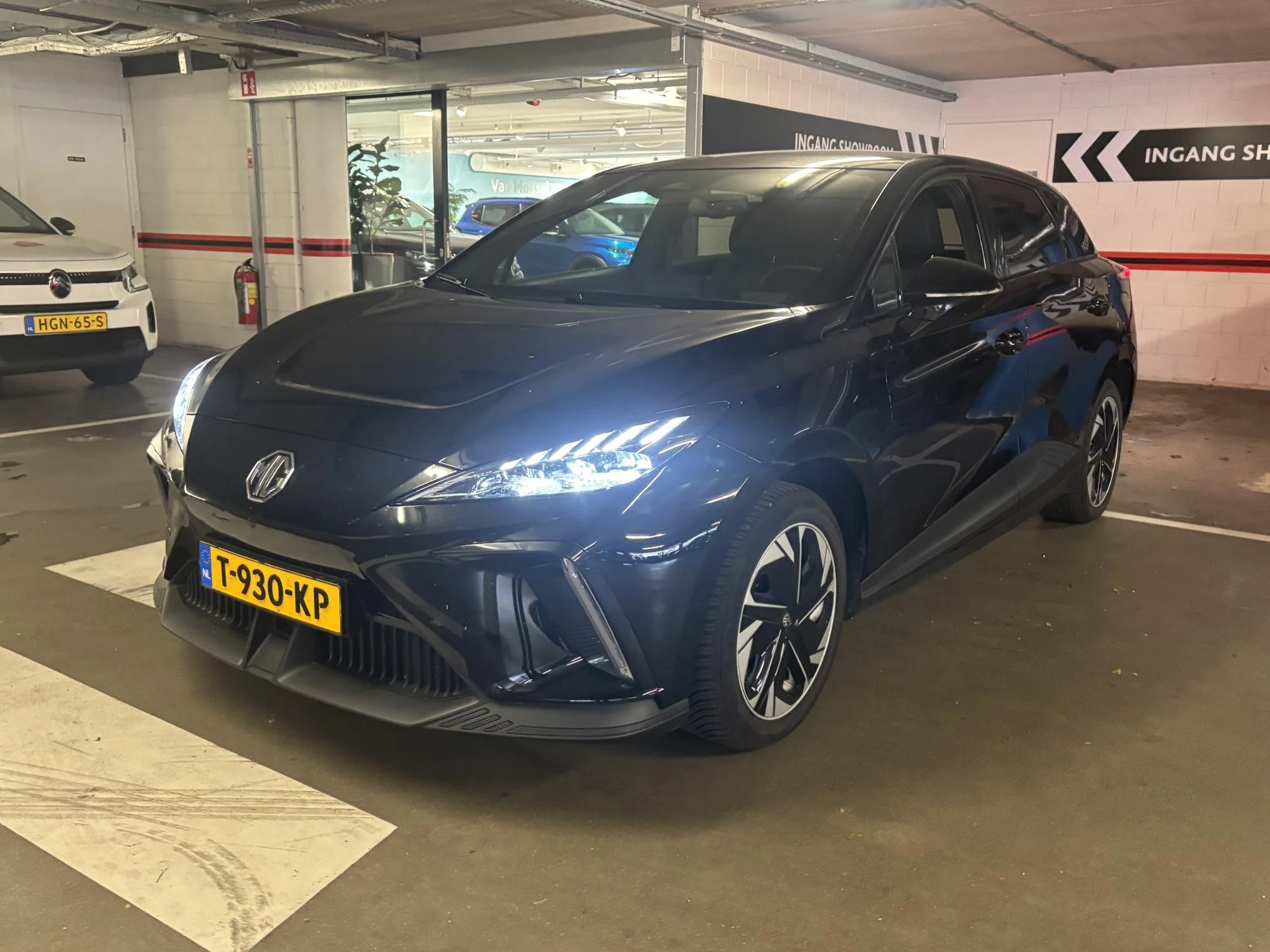 MG-MG4 EV-image-10