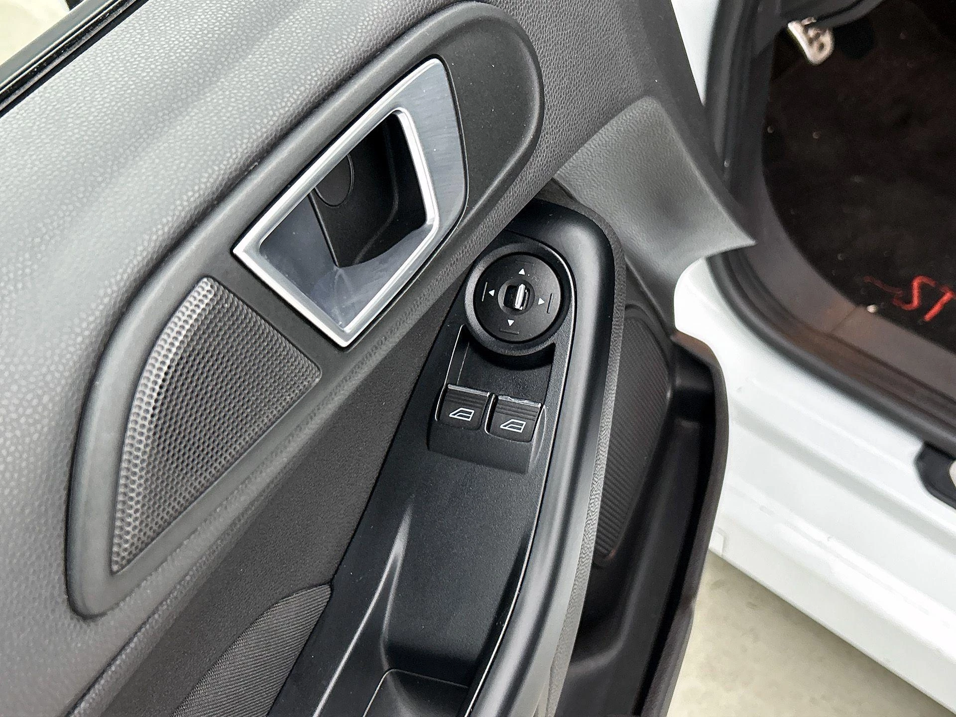 Ford-Fiesta-image-27