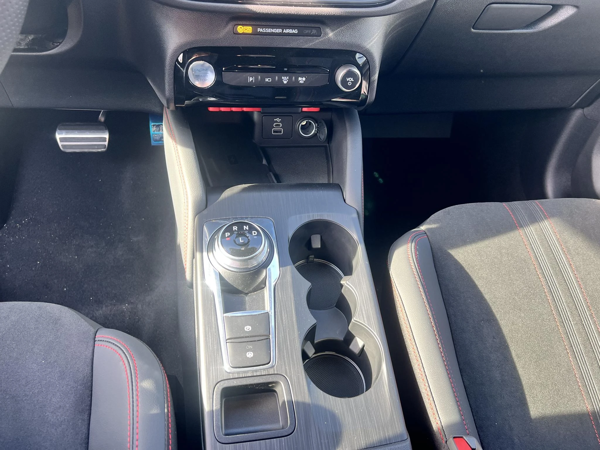 Ford-Kuga-image-16