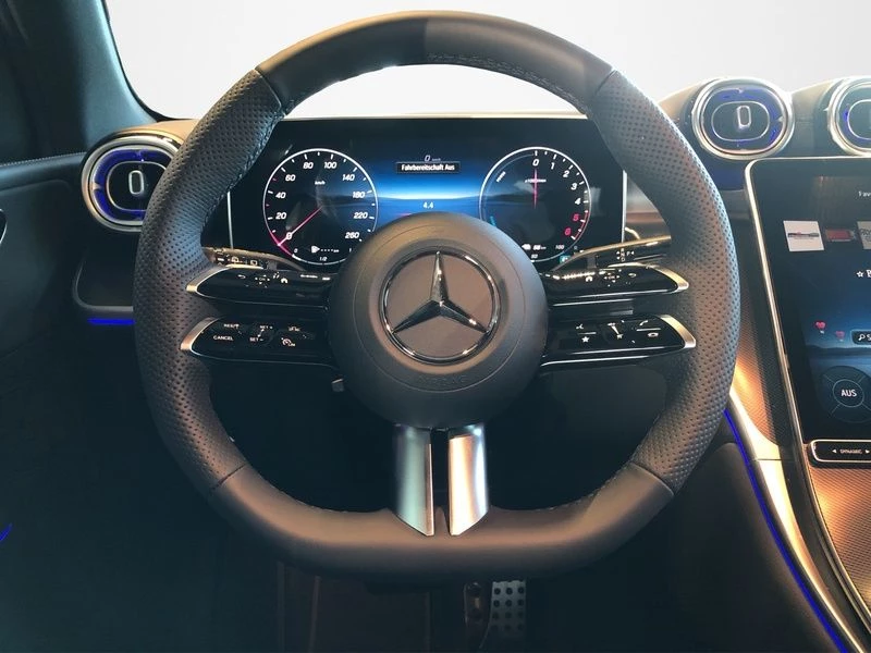 Mercedes-Benz GLC 300 de 4m AMG NIGHT PANO AHK DISTR 360° 20-Z AMG LineX254 GLC 300 de 4m AMG NIGHT PANO AHK DISTR 360° 20-Z AMG Line