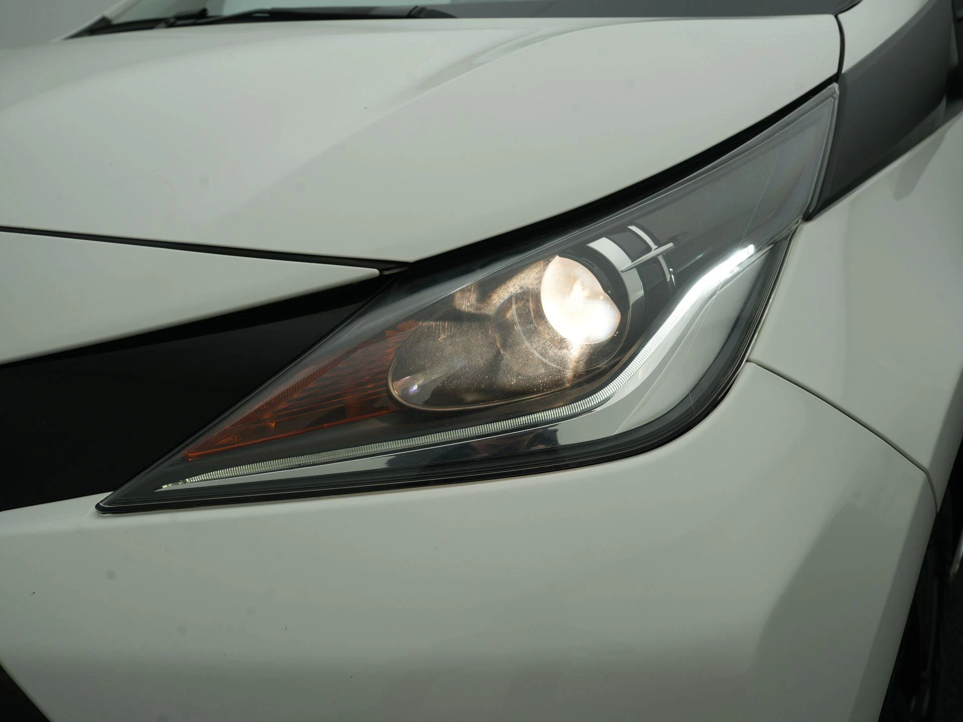 Toyota Aygo 1.0 VVT-i x-sport