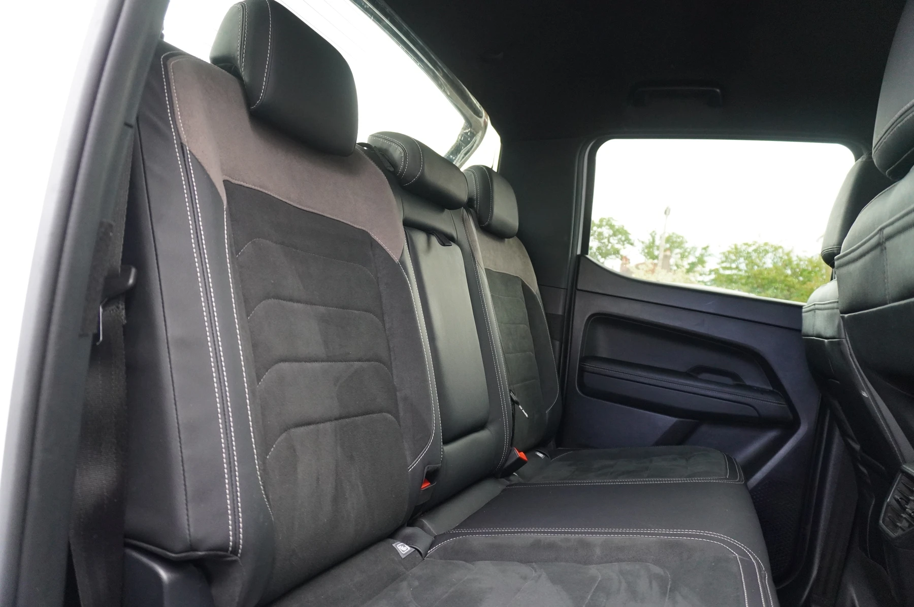 Volkswagen-Amarok-image-12