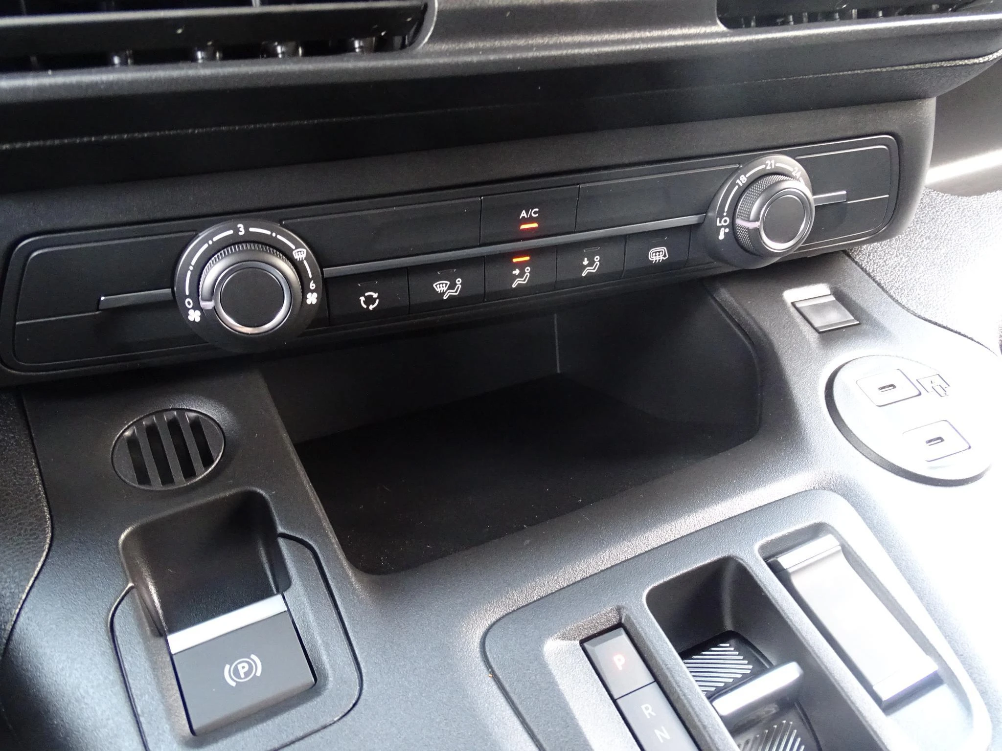 Citroën-Berlingo-image-16