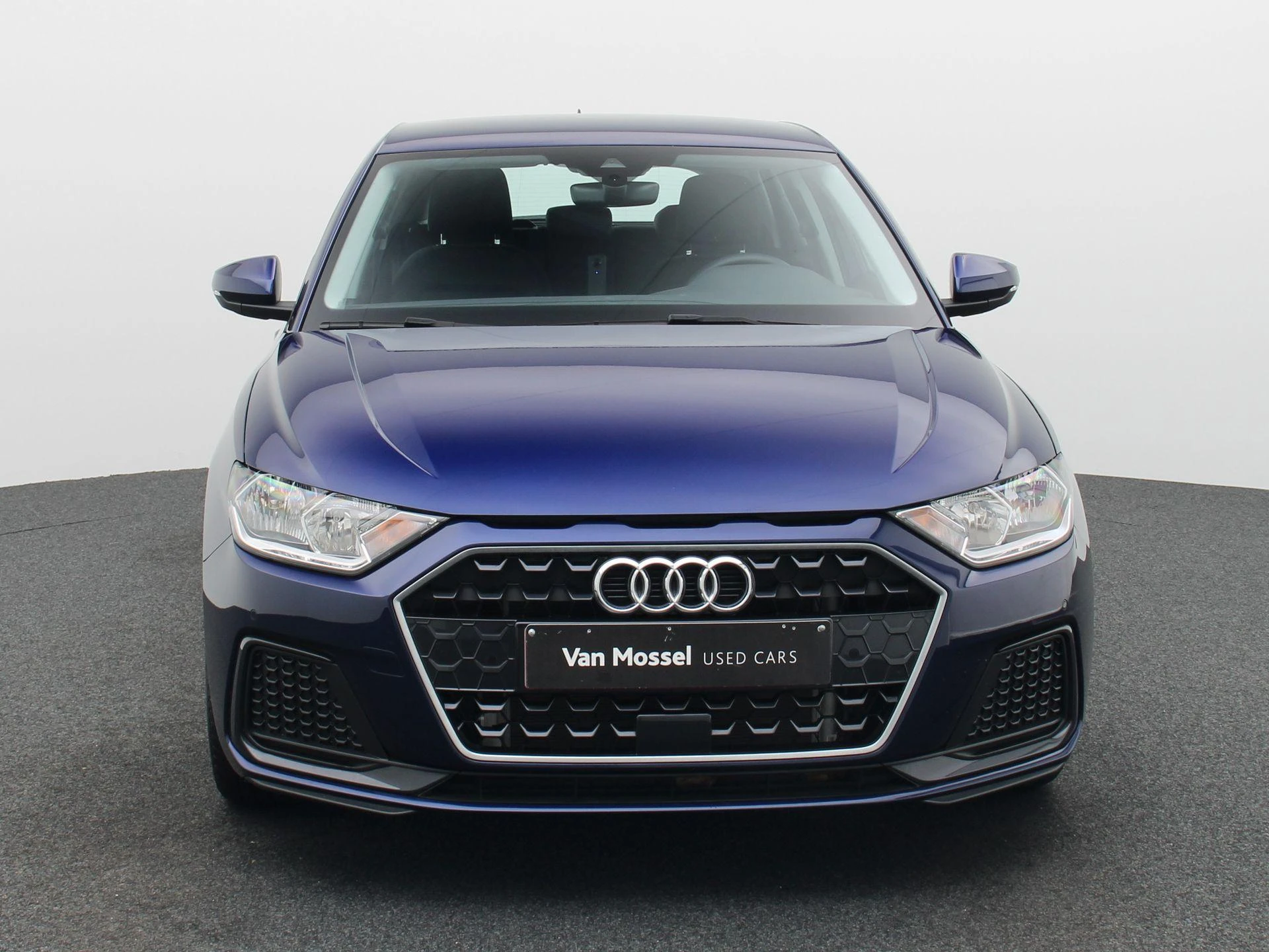 Audi-A1 Sportback-image-2