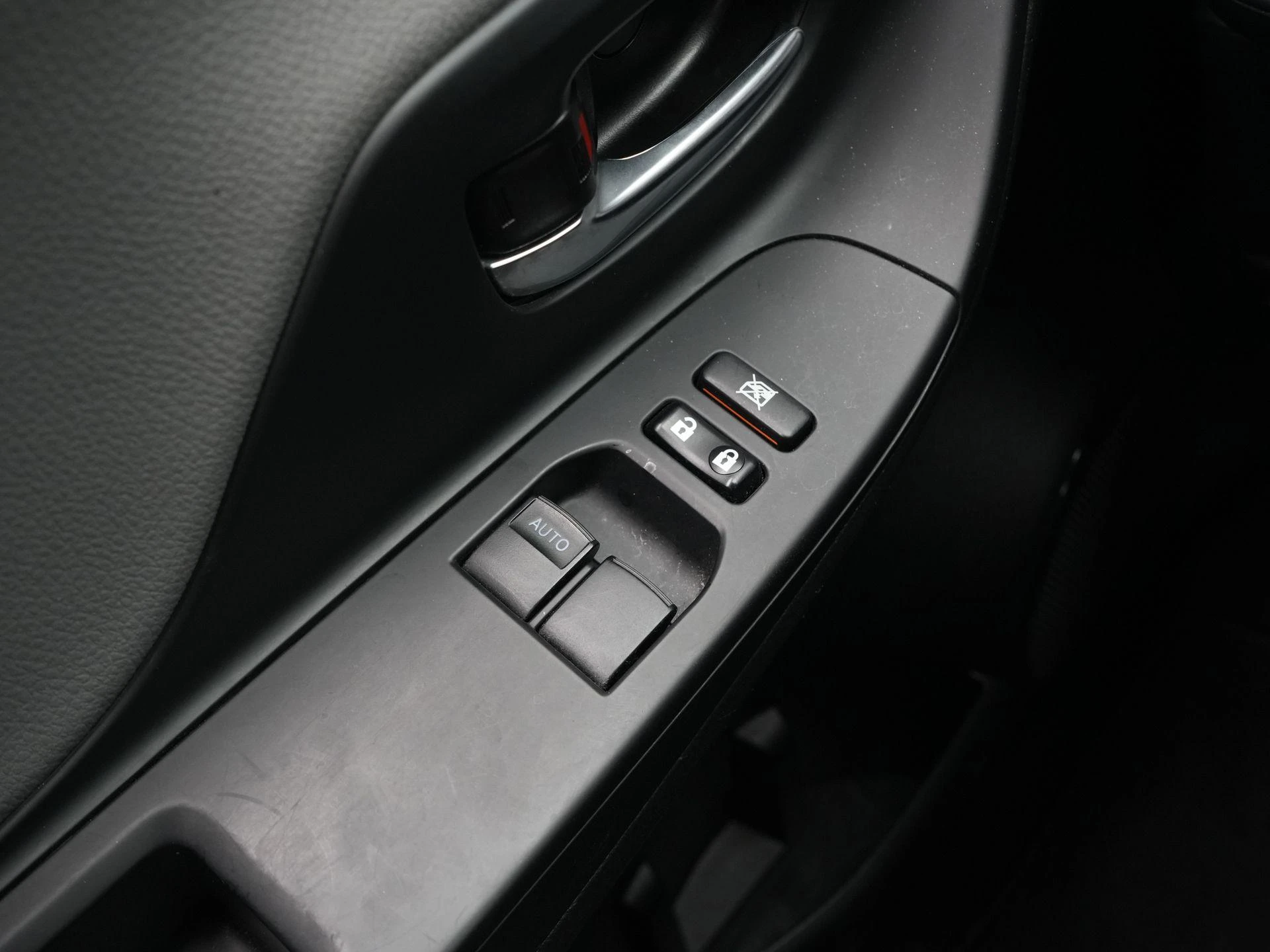 Toyota-Yaris-image-23