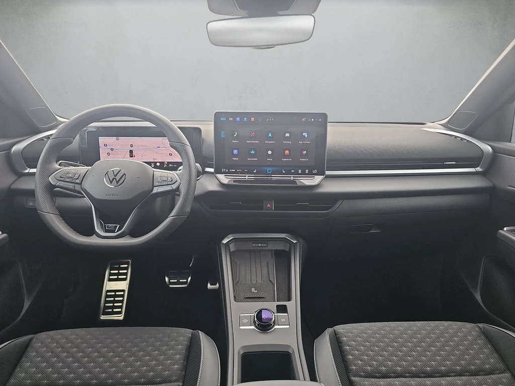 Volkswagen T-Roc 1.5l eTSI DSG R-Line"Black Style" *AHK