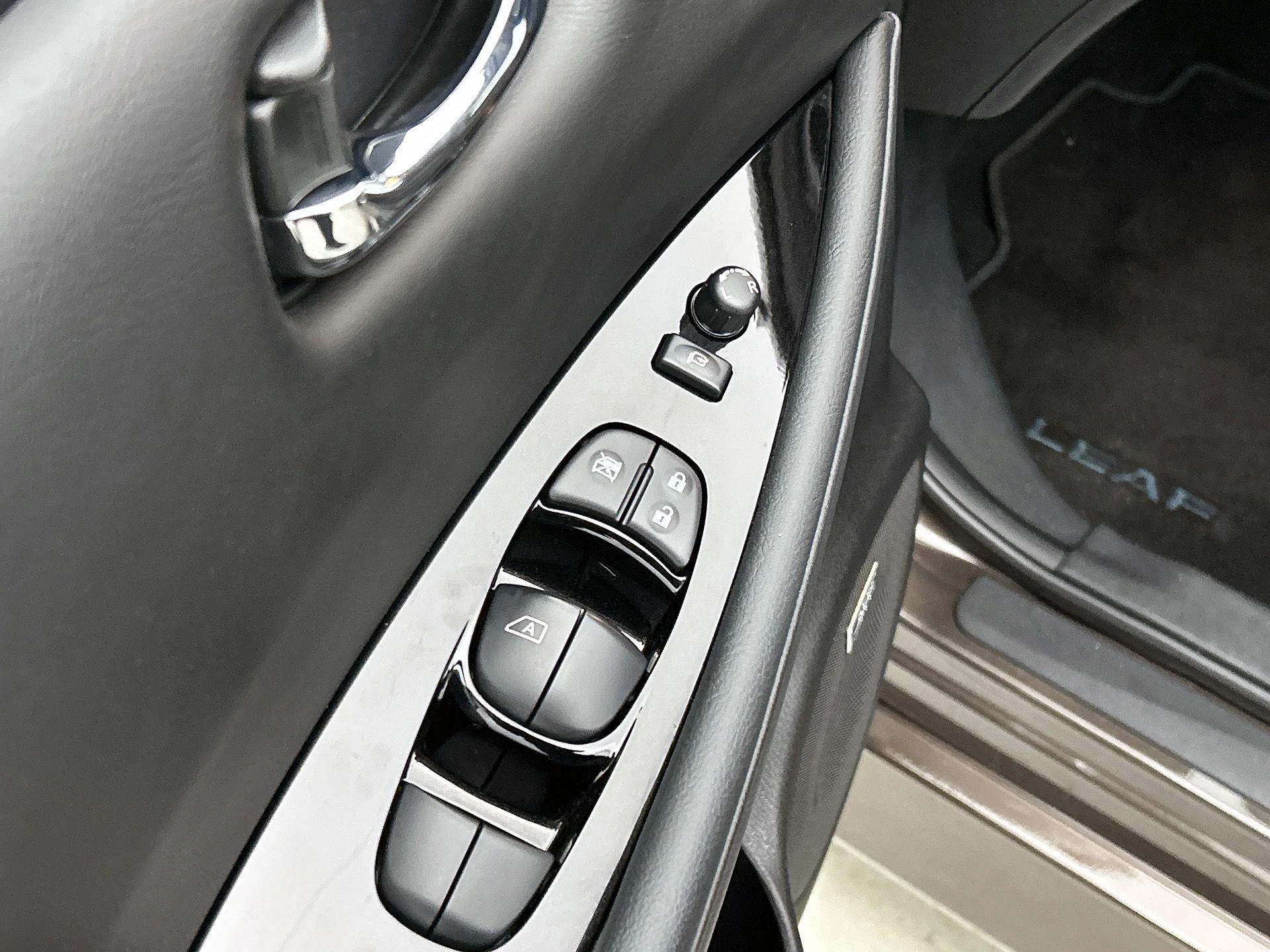 Nissan-Leaf-image-29