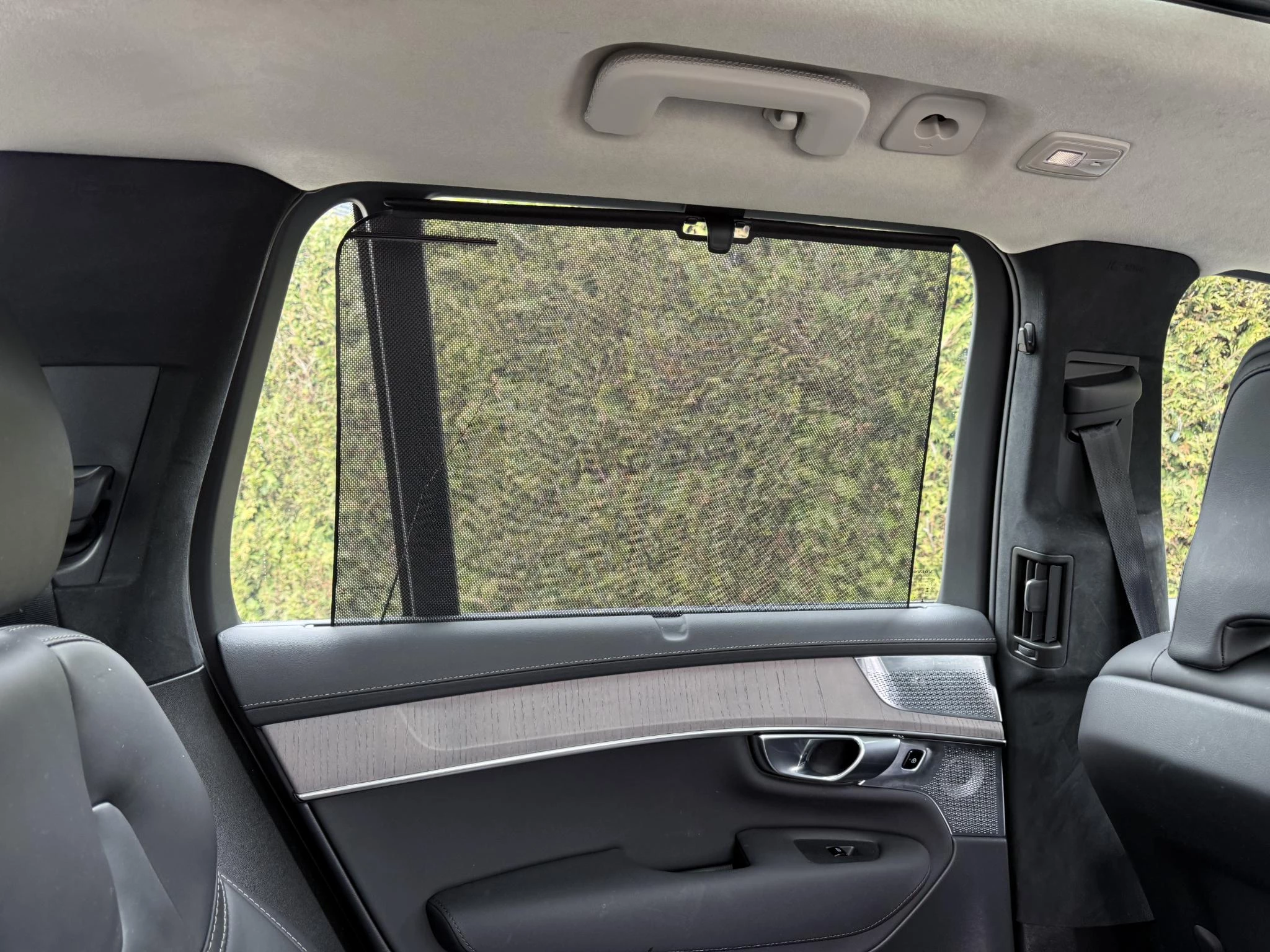 Volvo XC90 T8 Plug-in hybrid AWD Ultra Dark