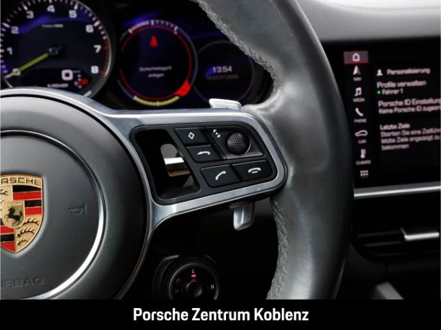 Porsche-Cayenne-image-16
