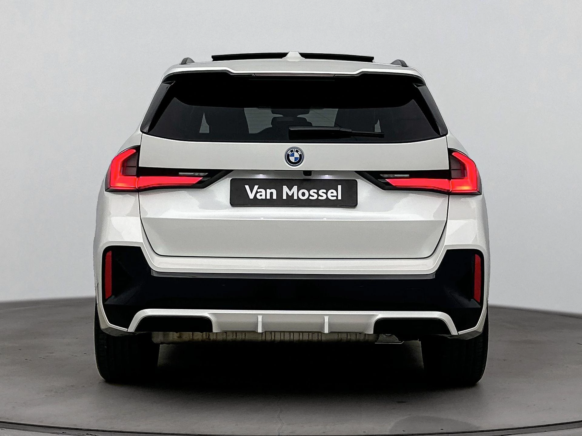 BMW-X1-image-2