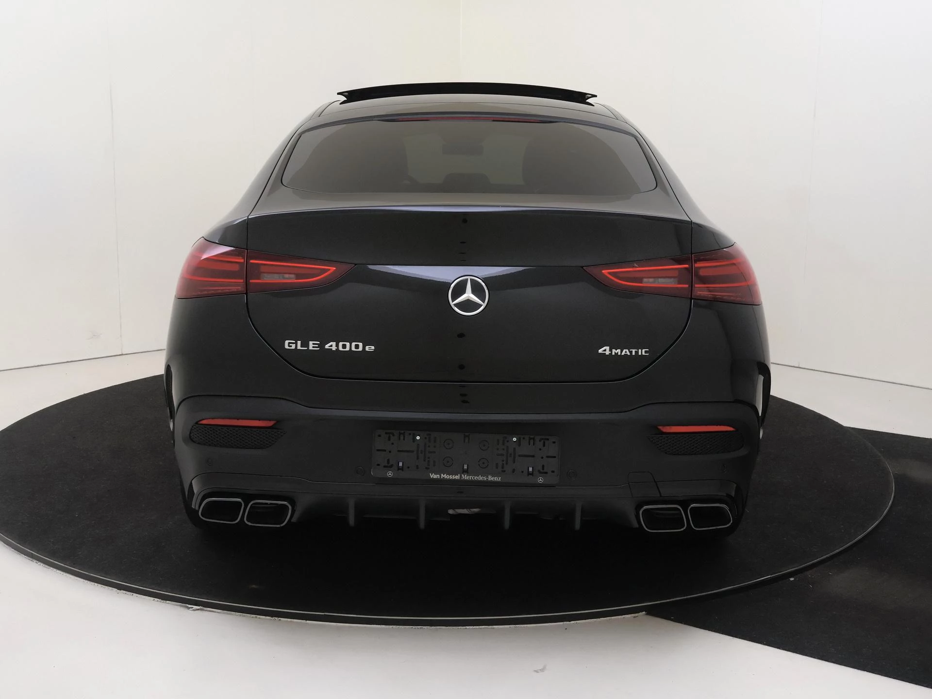 Mercedes-Benz-GLE-image-8