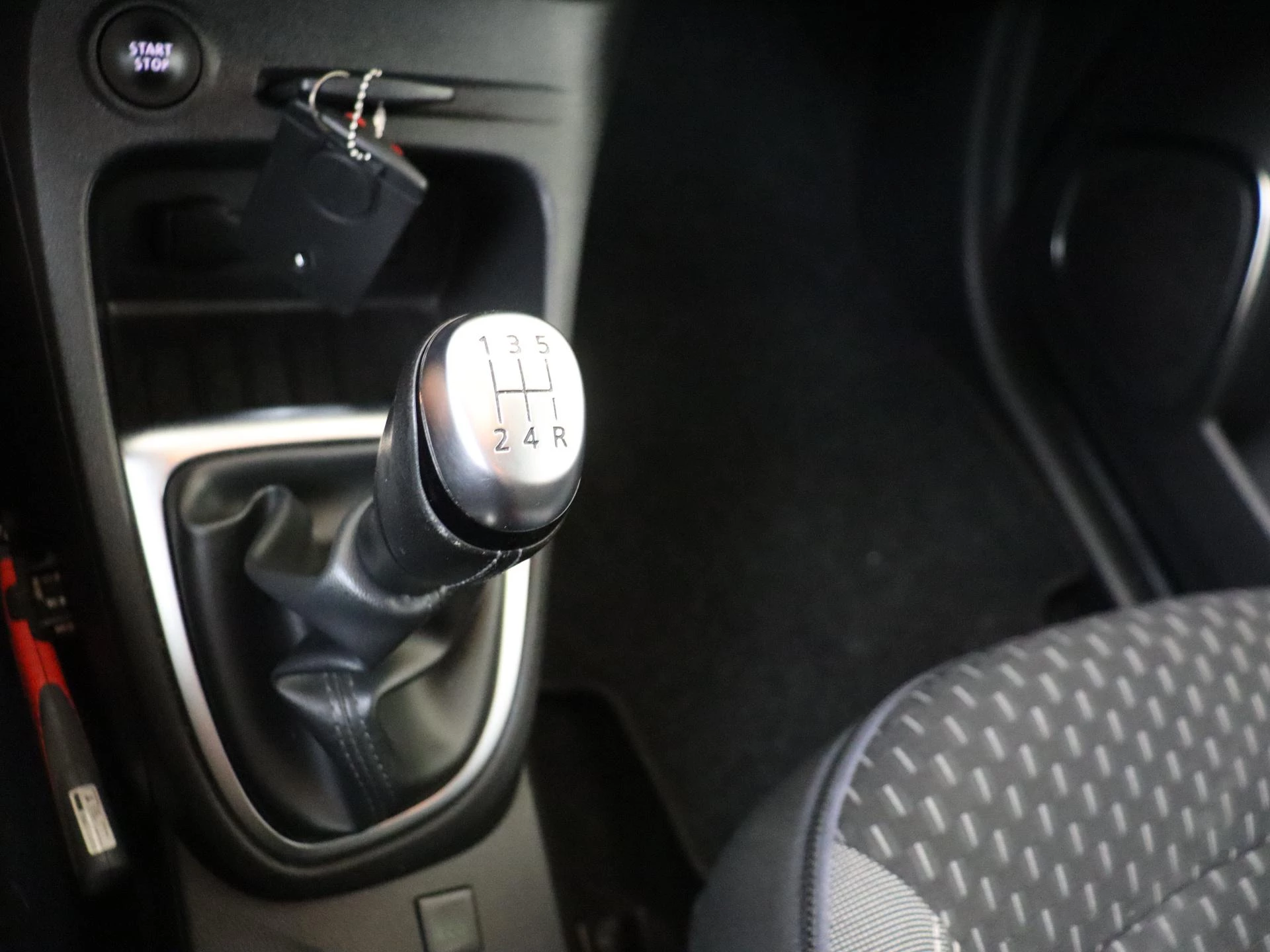 Renault-Captur-image-14