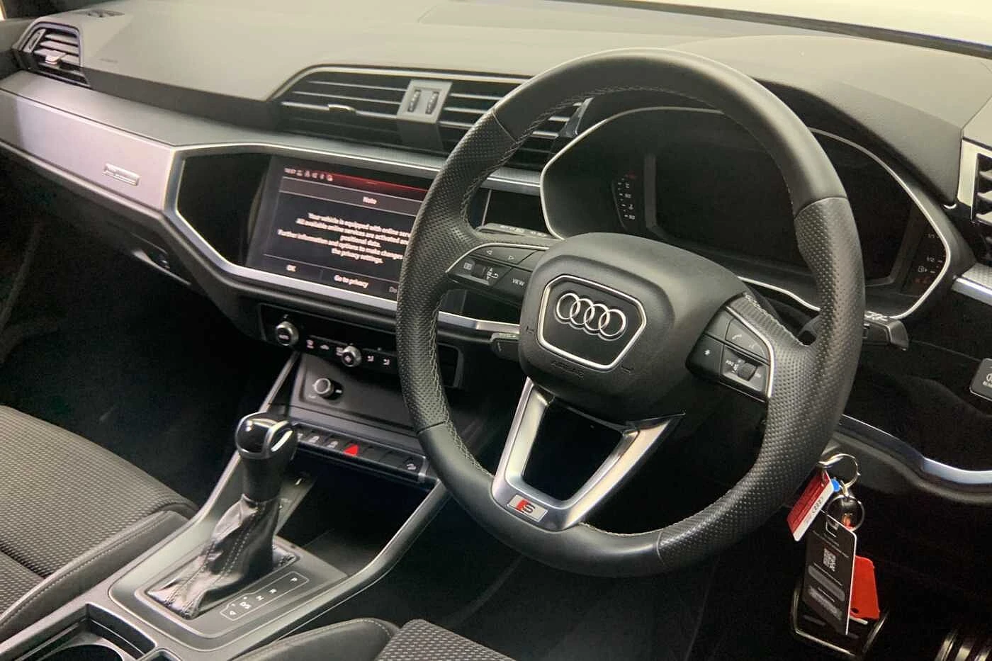 Audi-Q3-image-5