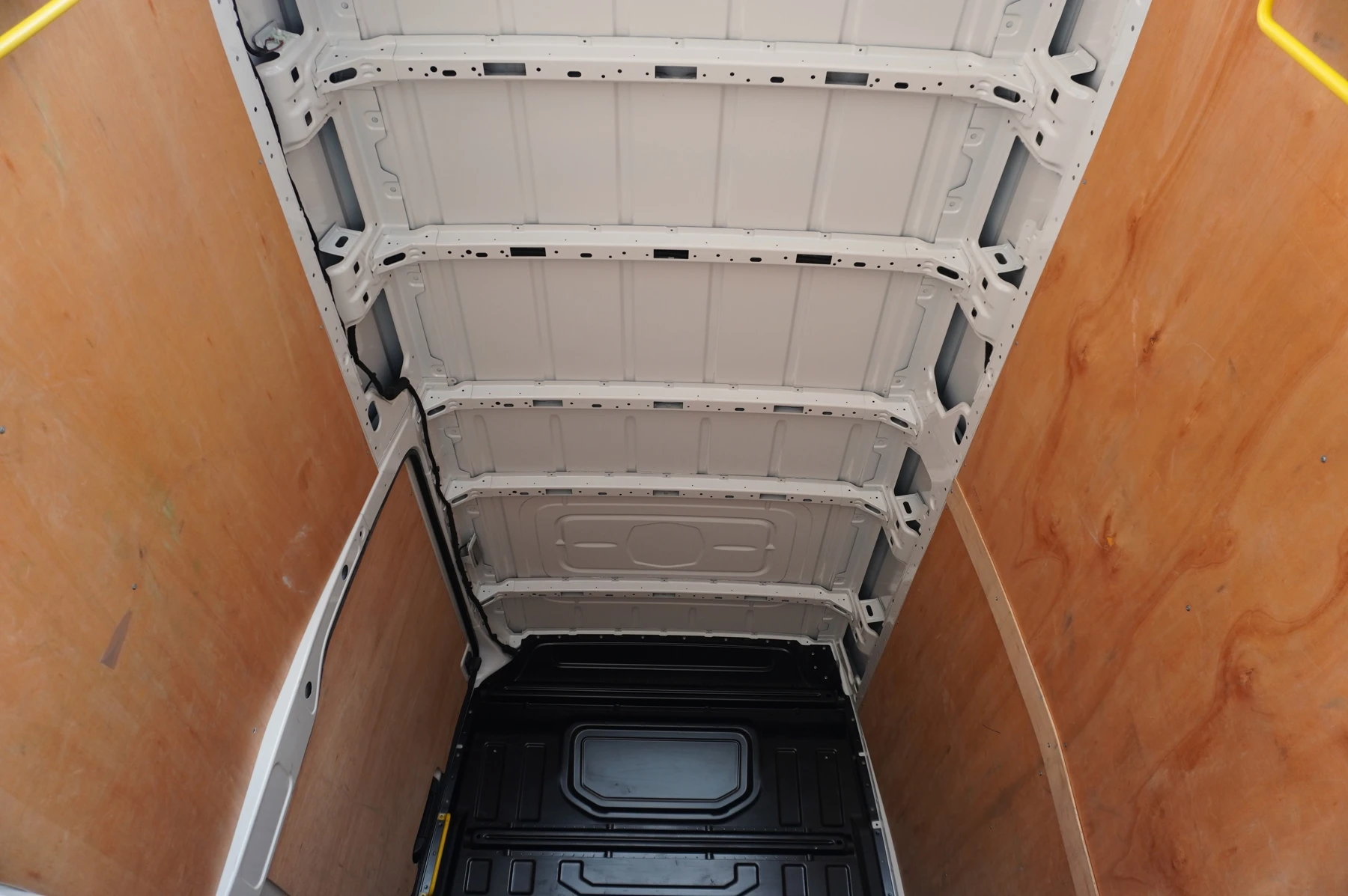 Volkswagen-Crafter-image-31