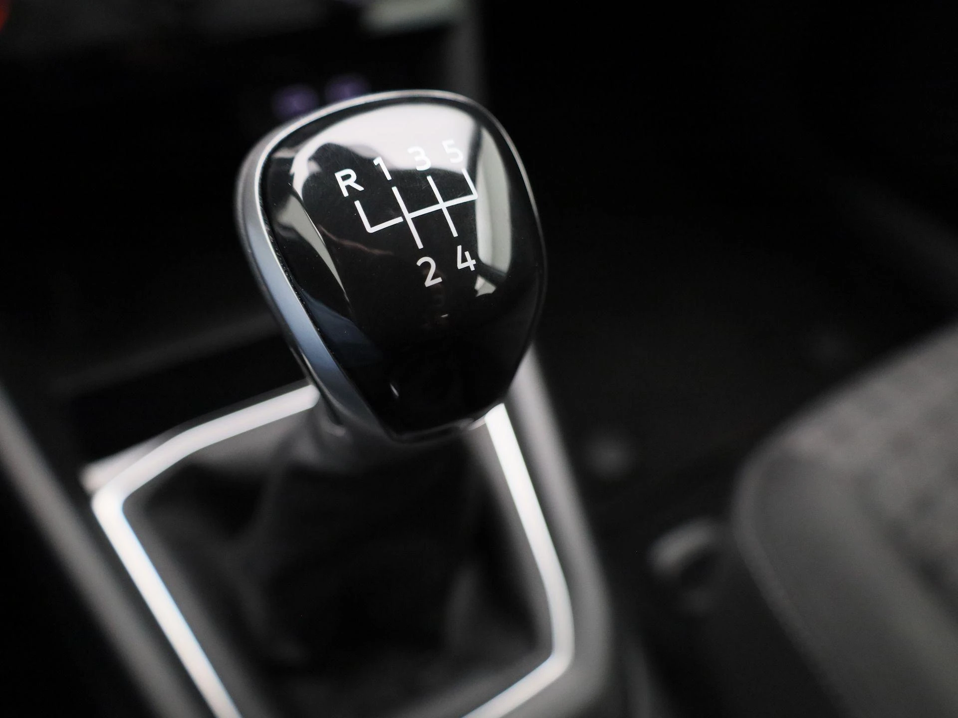 Volkswagen-T-Cross-image-23