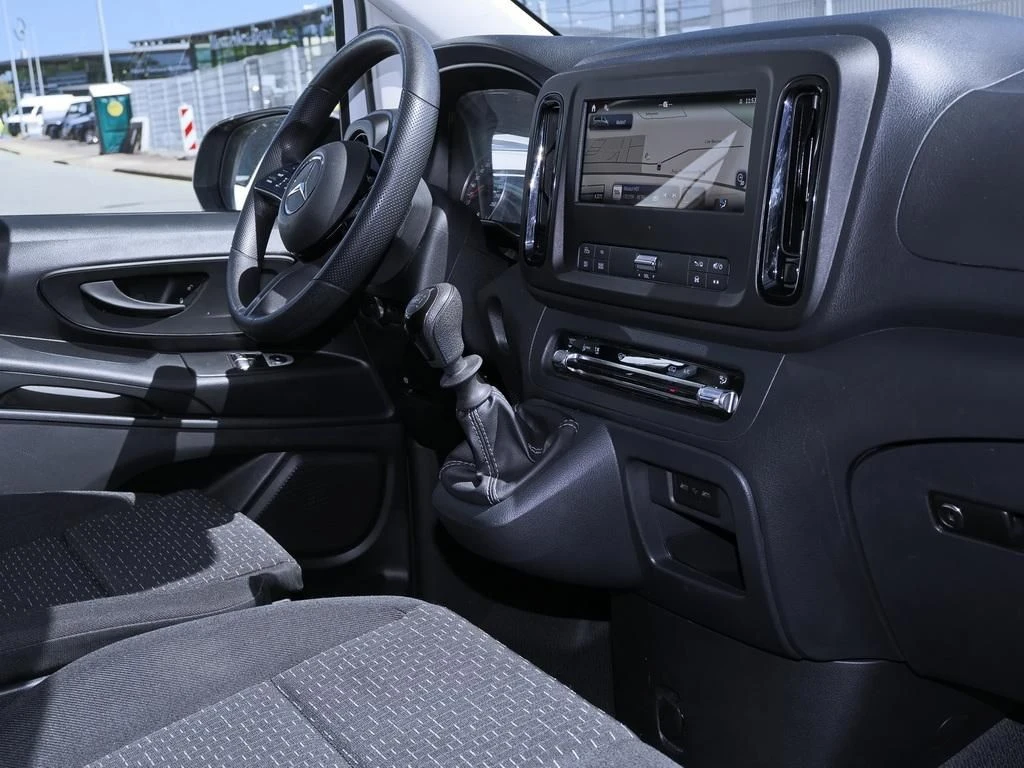 Mercedes-Benz-Vito 116-image-9