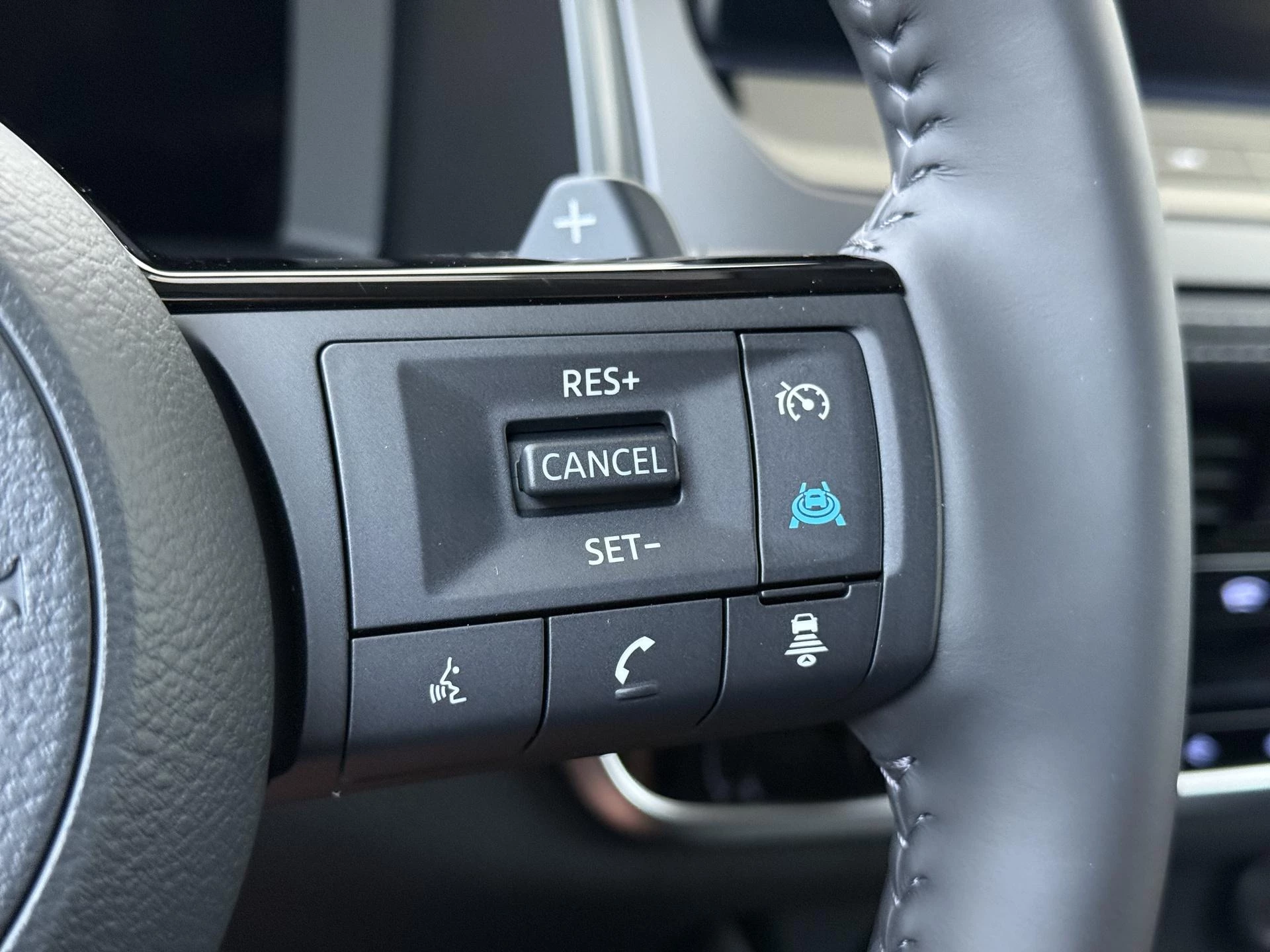 Nissan-QASHQAI-image-13