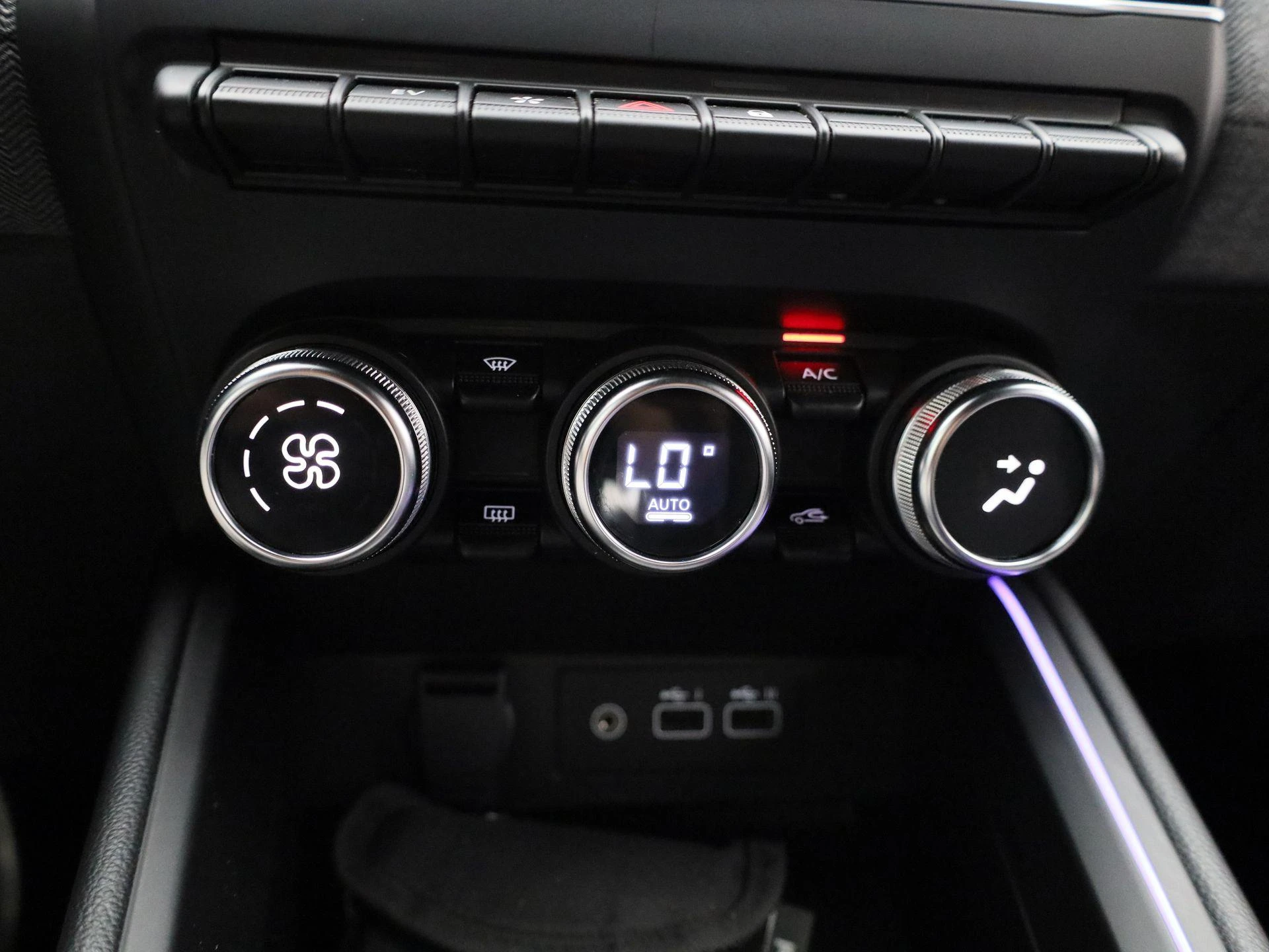 Renault-Clio-image-22