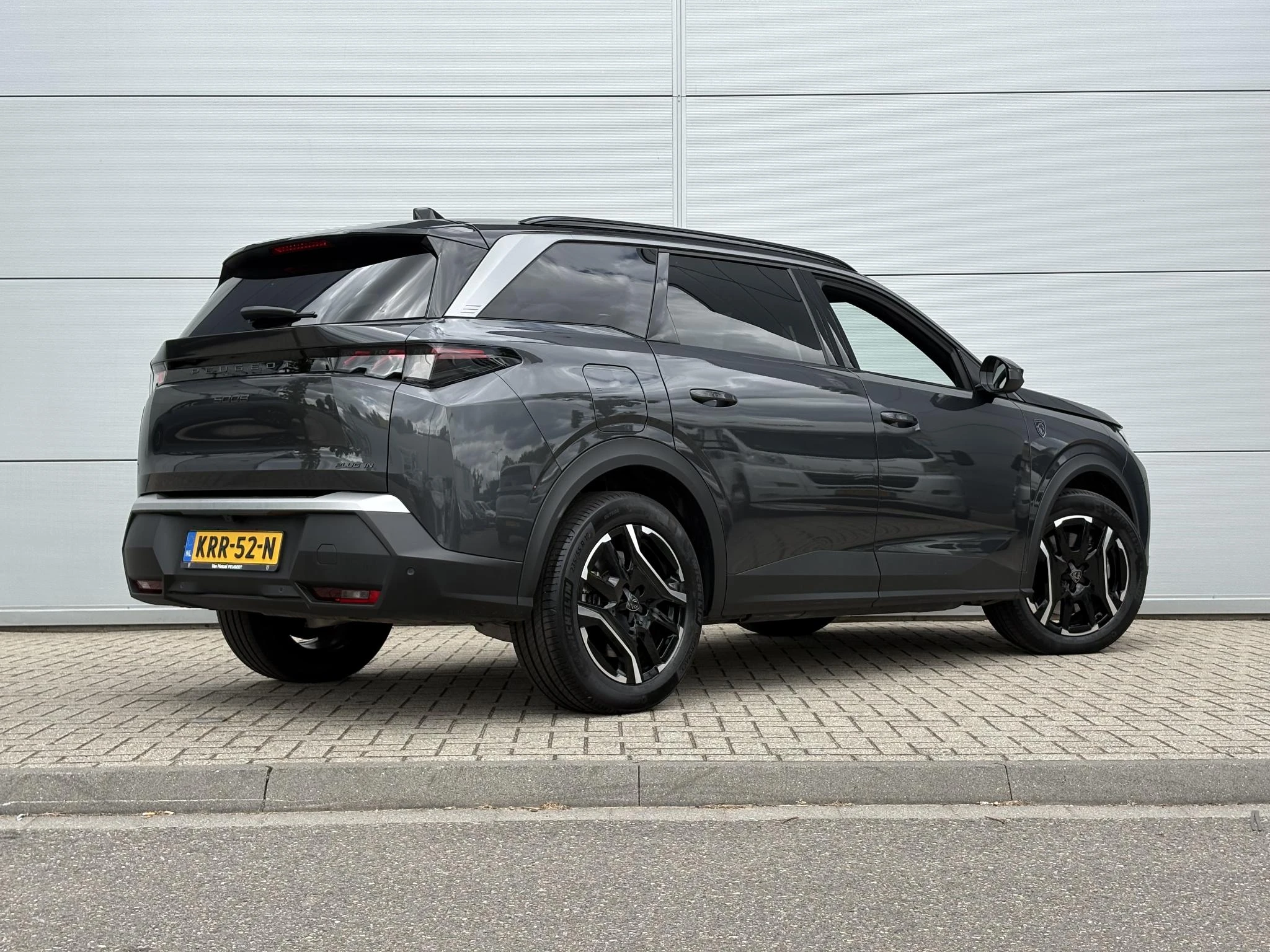 Peugeot-5008-image-5