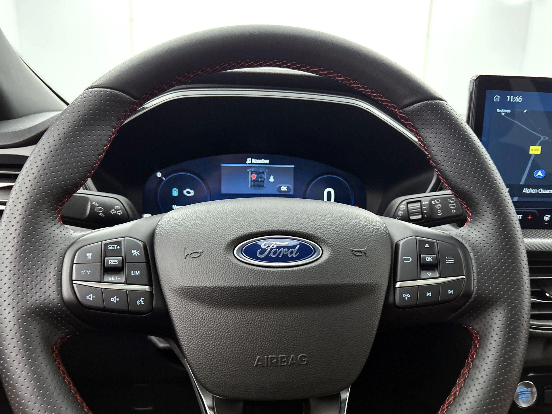 Ford-Kuga-image-40
