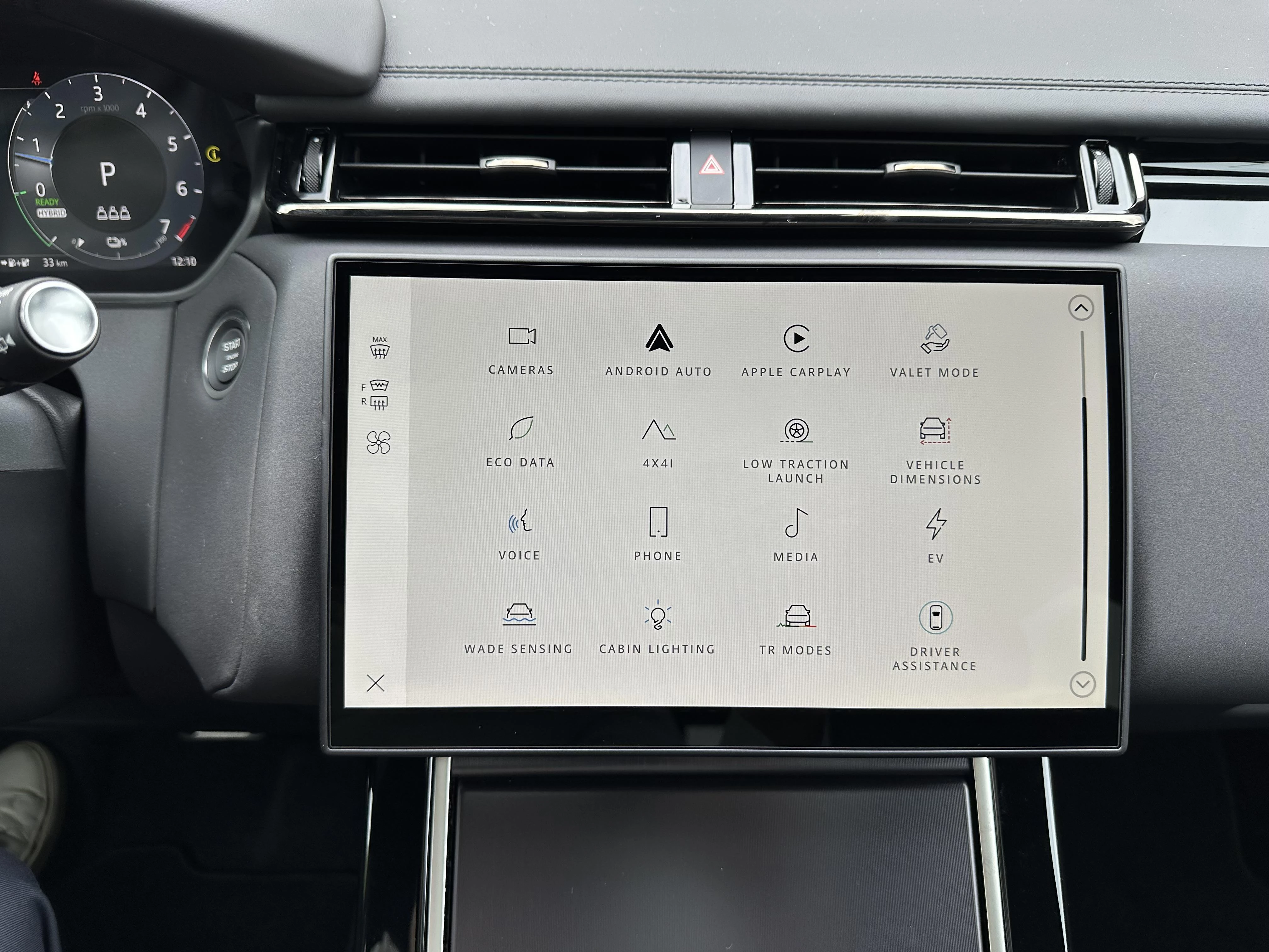 Land Rover-Range Rover Velar-image-25