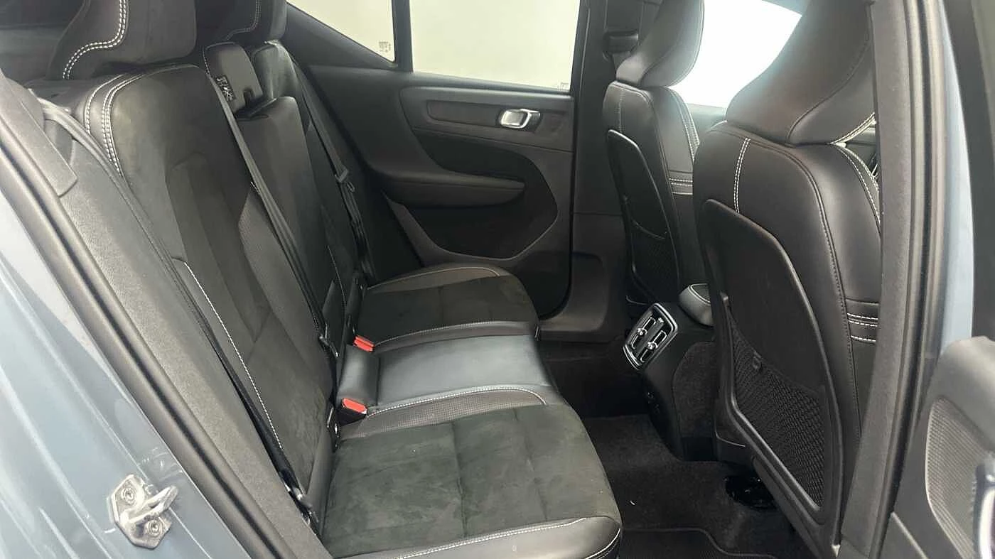 Volvo-XC40-image-7