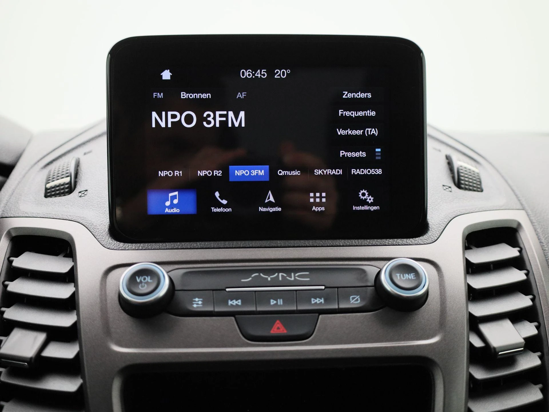 Ford-Transit Connect-image-24