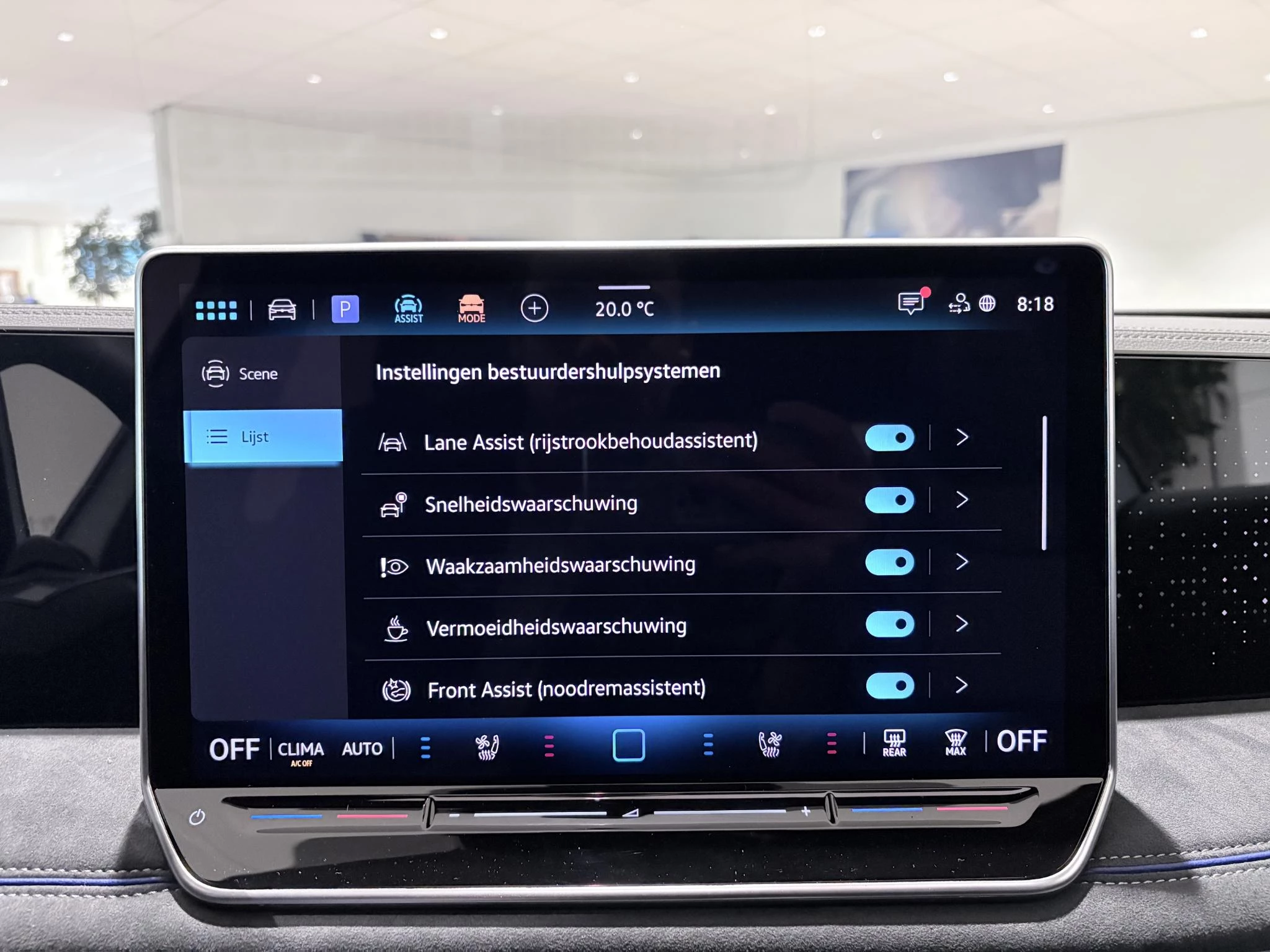 Volkswagen-Tiguan-image-31