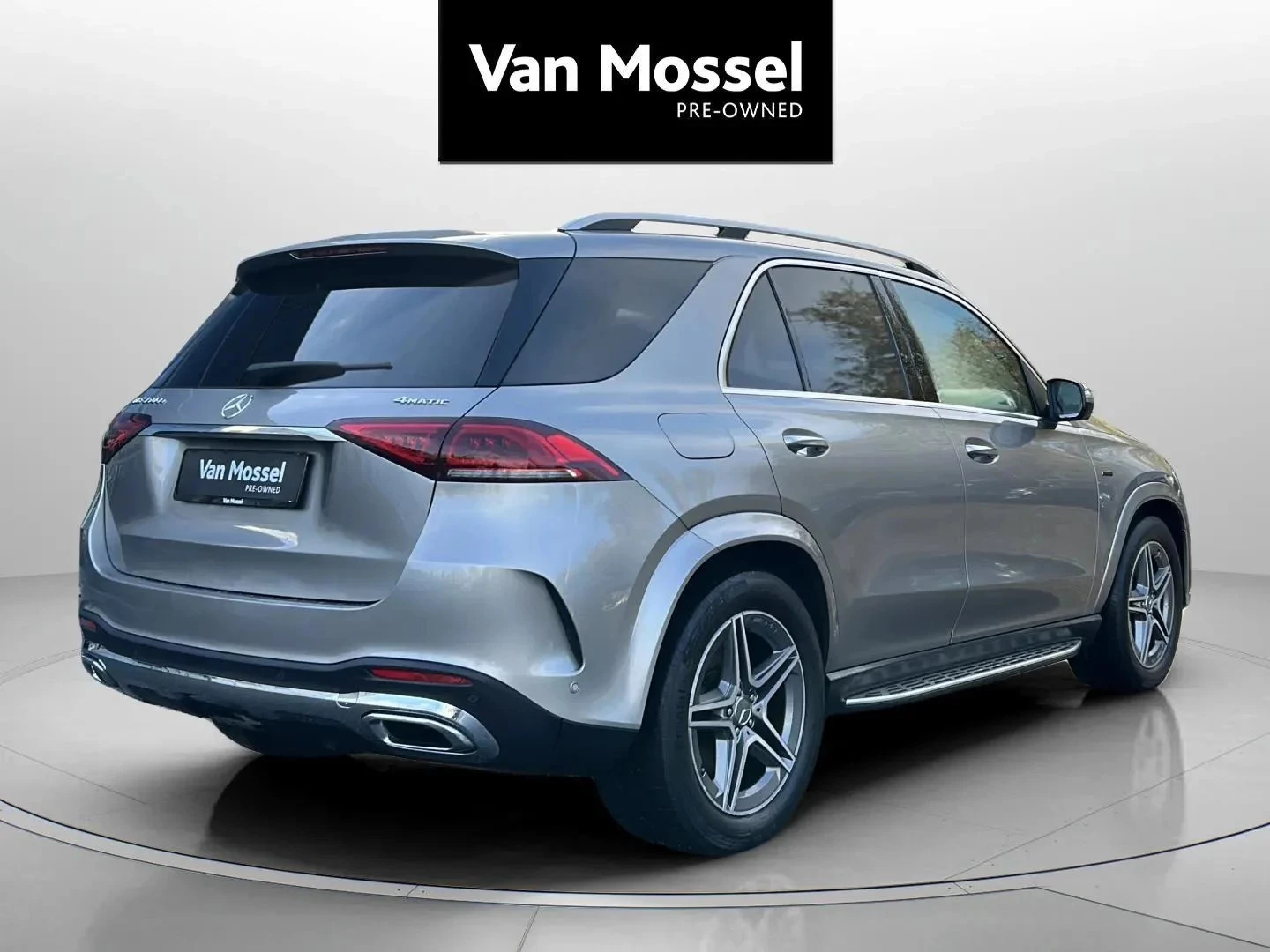 Mercedes-Benz-GLE-image-4