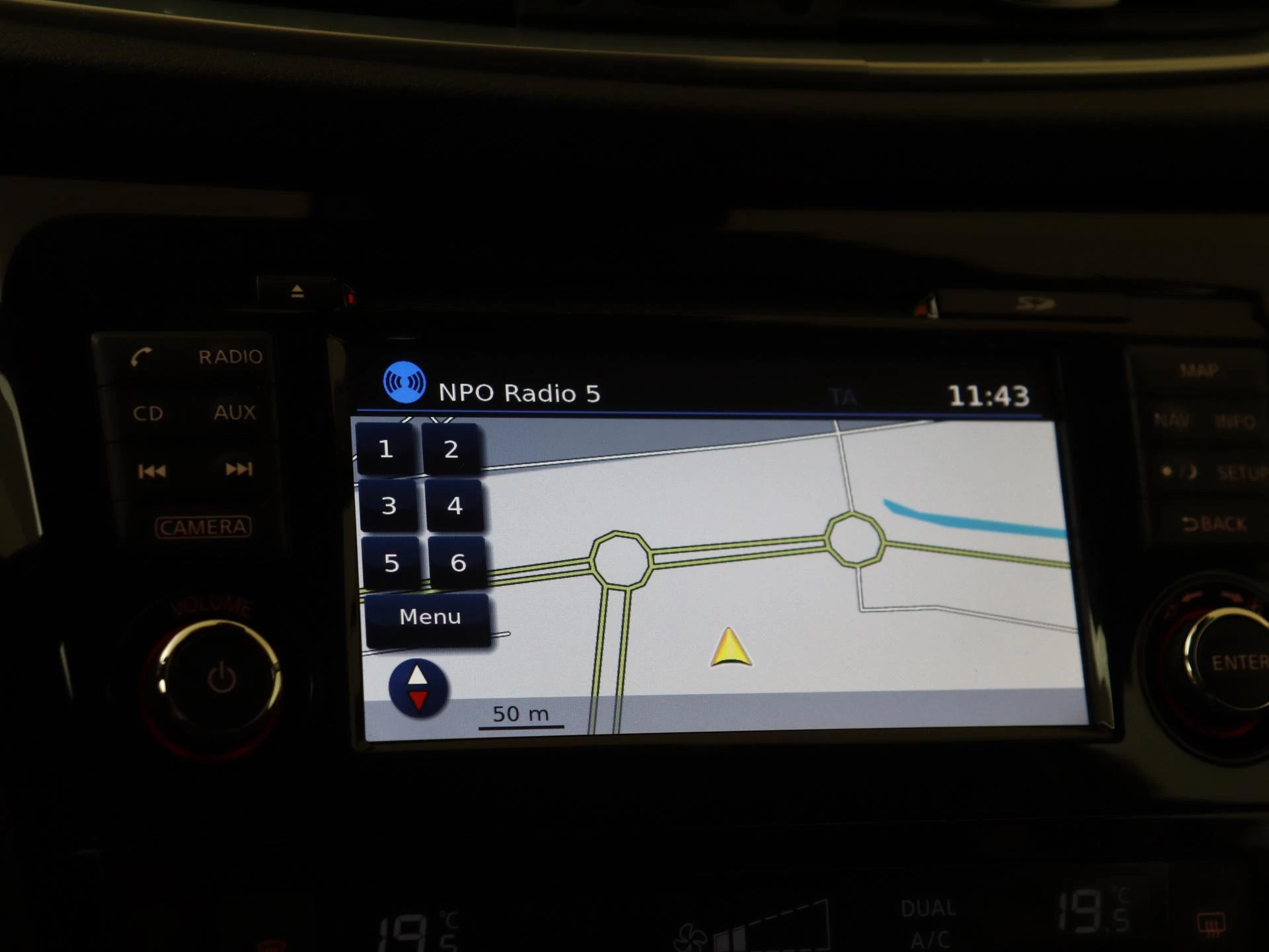 Nissan-QASHQAI-image-16