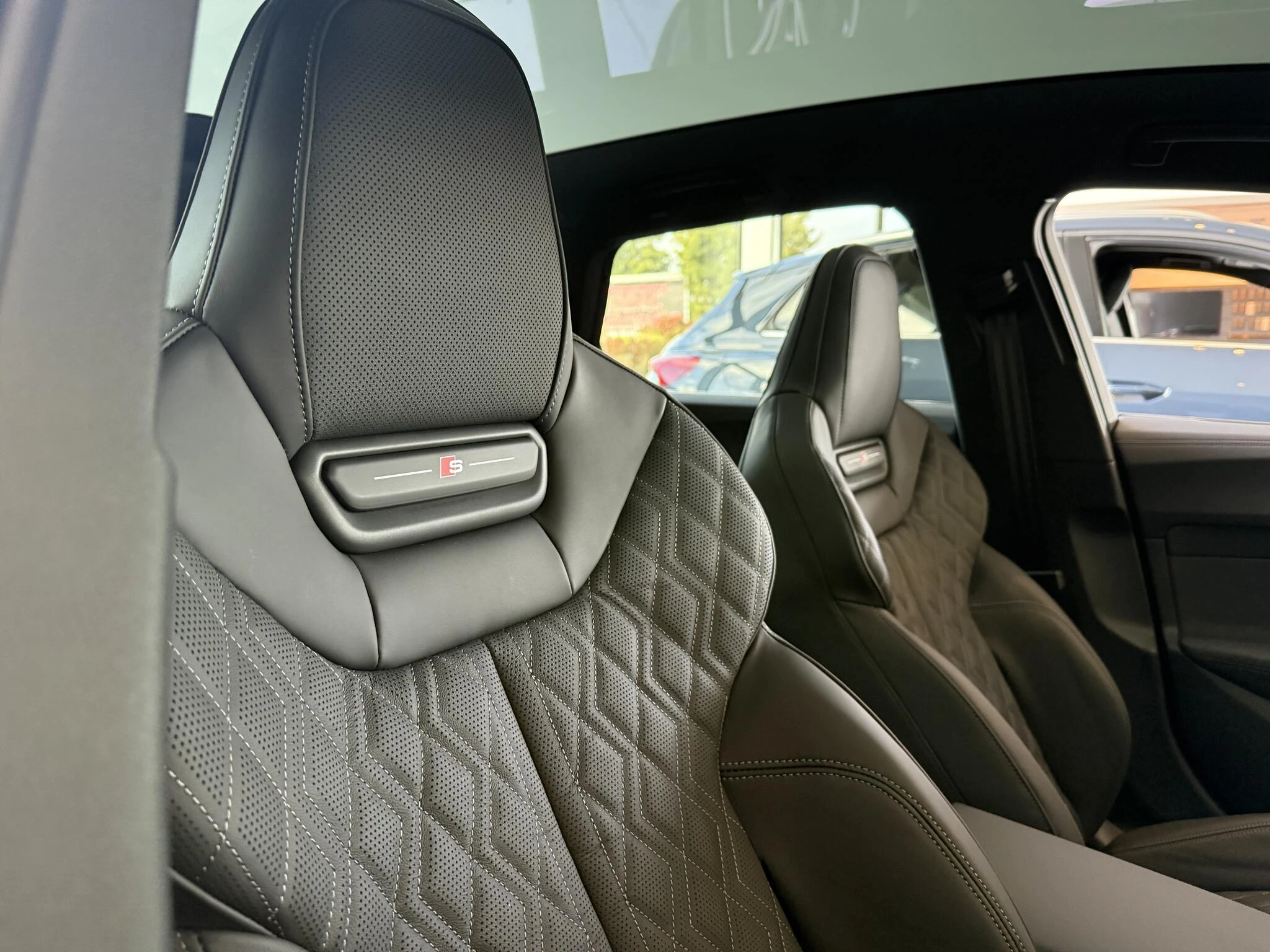 Audi-S5-image-7