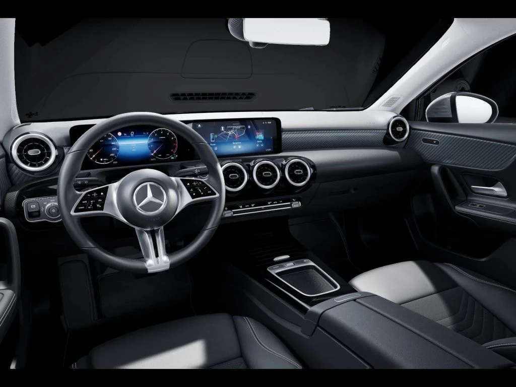 Mercedes-Benz-A-Klasse 180-image-8