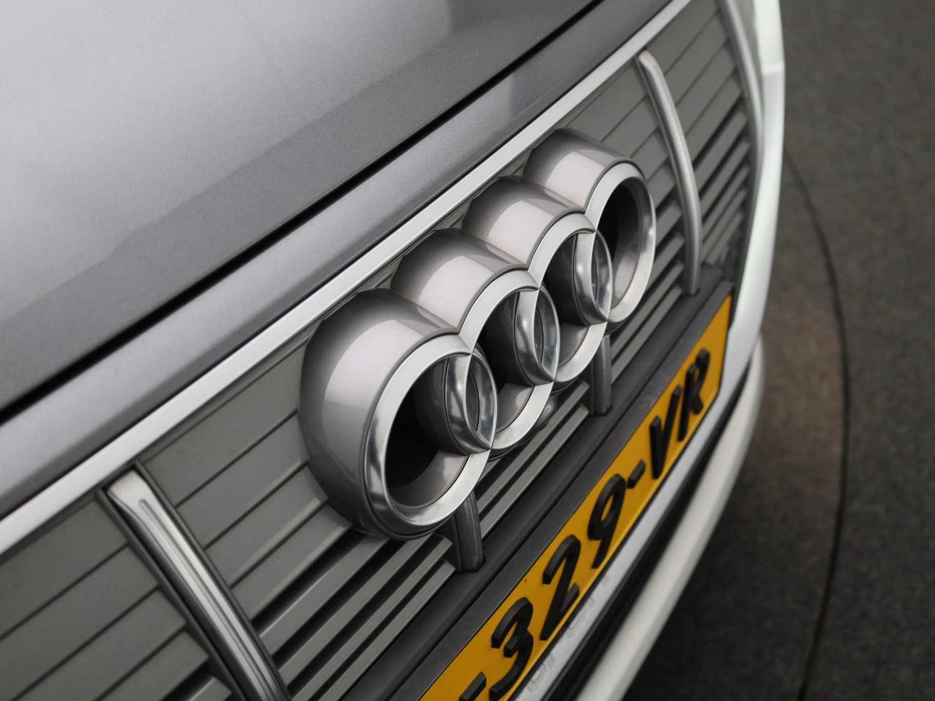 Audi-e-tron-image-40