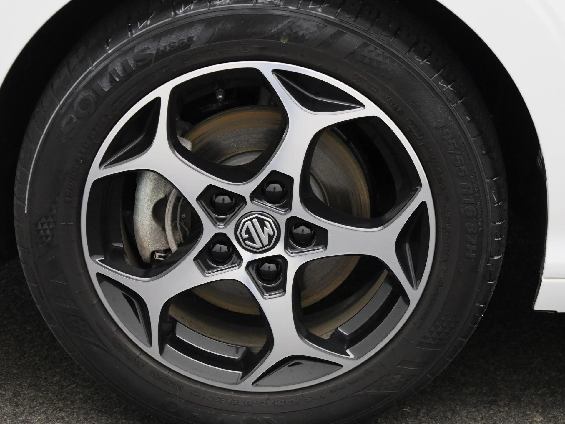 MG MG3 - 12