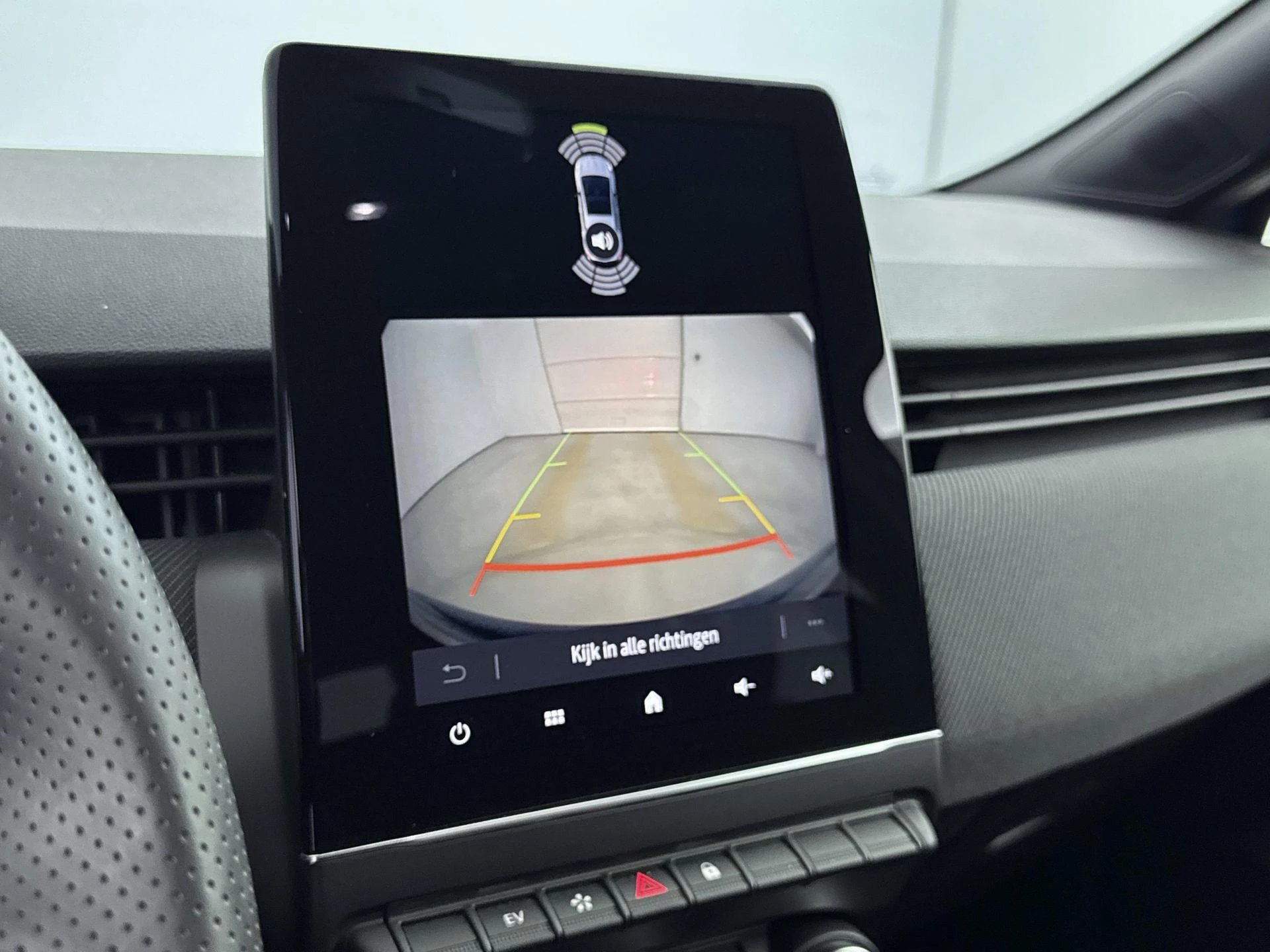 Renault-Clio-image-3