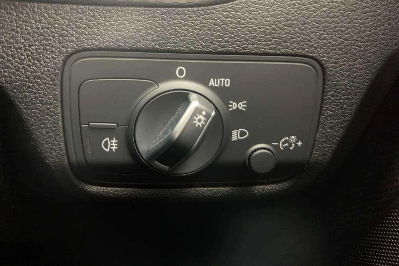 Audi-Q2-image-14