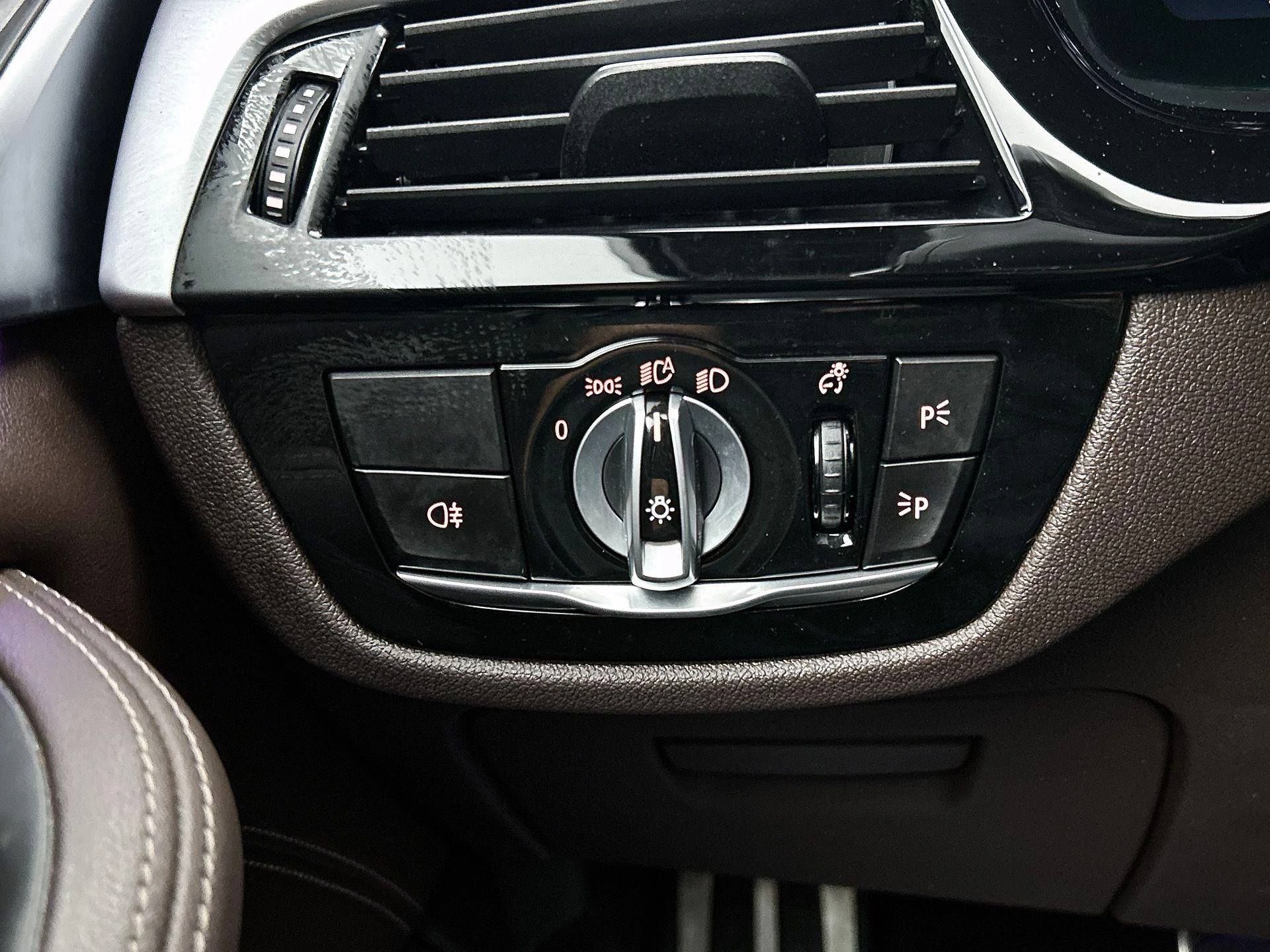 BMW-5 Serie-image-14