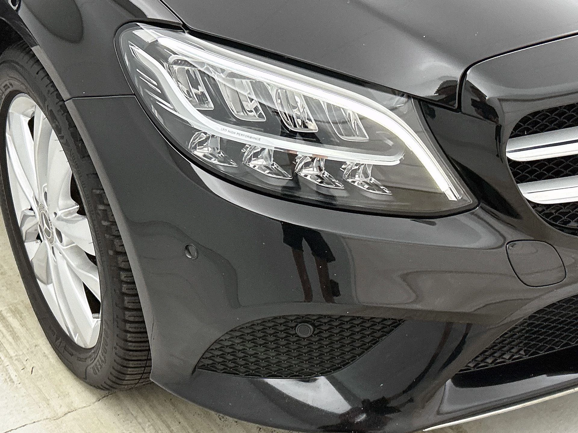 Mercedes-Benz-C-Klasse-image-28